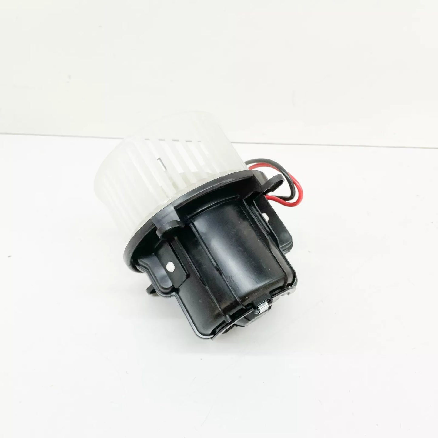 NEW MERCEDES-BENZ VITO FURGON W447 HEATER BLOWER FAN MOTOR A0008304901