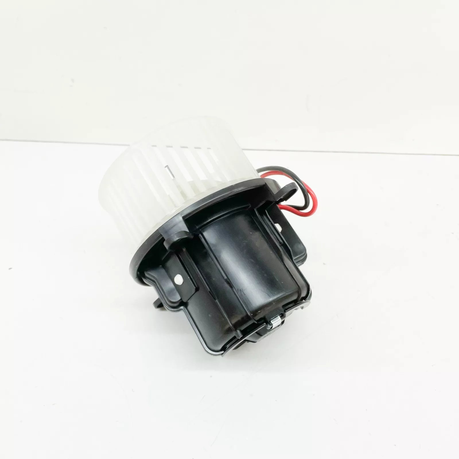 NEW MERCEDES-BENZ VITO FURGON W447 HEATER BLOWER FAN MOTOR A0008304901