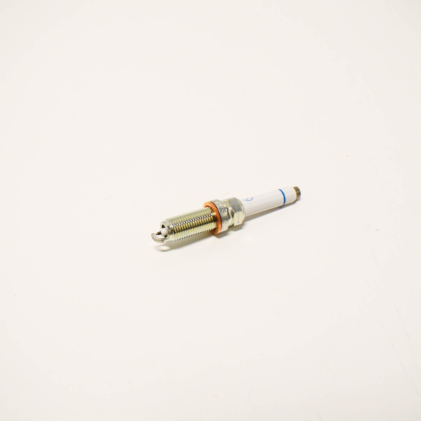 NEW MERCEDES BENZ E W213 AMG IGNITION SPARK PLUG A0001590500 ORIGINAL