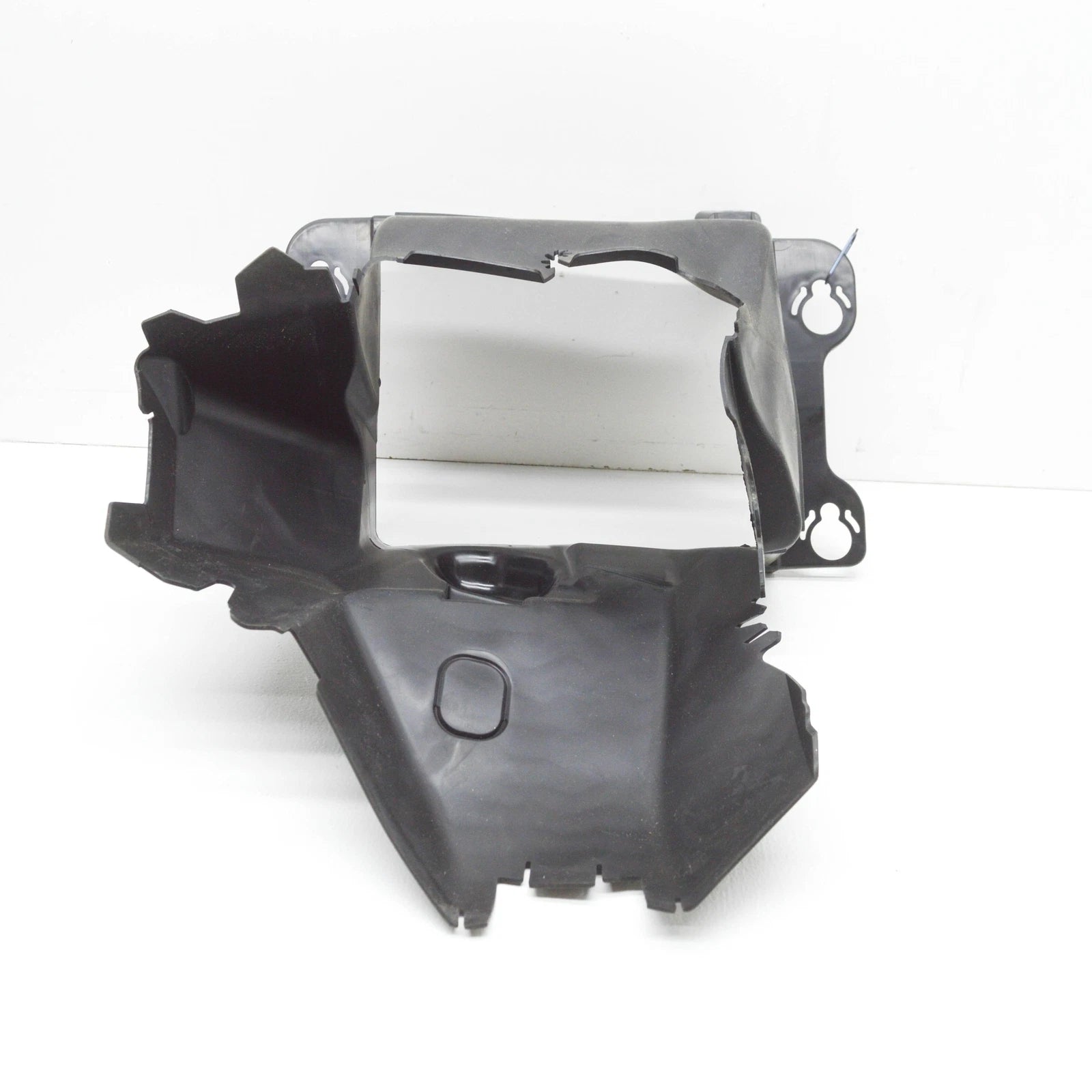 NEW VOLKSWAGEN TOUAREG CR7 RADIATOR LEFT AIR GUIDE 760117335A ORIGINAL