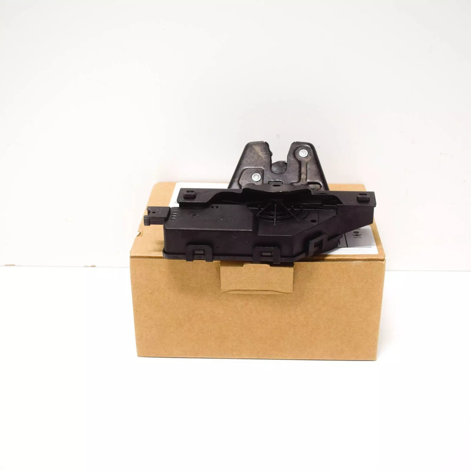 NEW BMW 1 3 5 6 Z SERIES BOOTLID LOCK 51247840617 2012 ORIGINAL