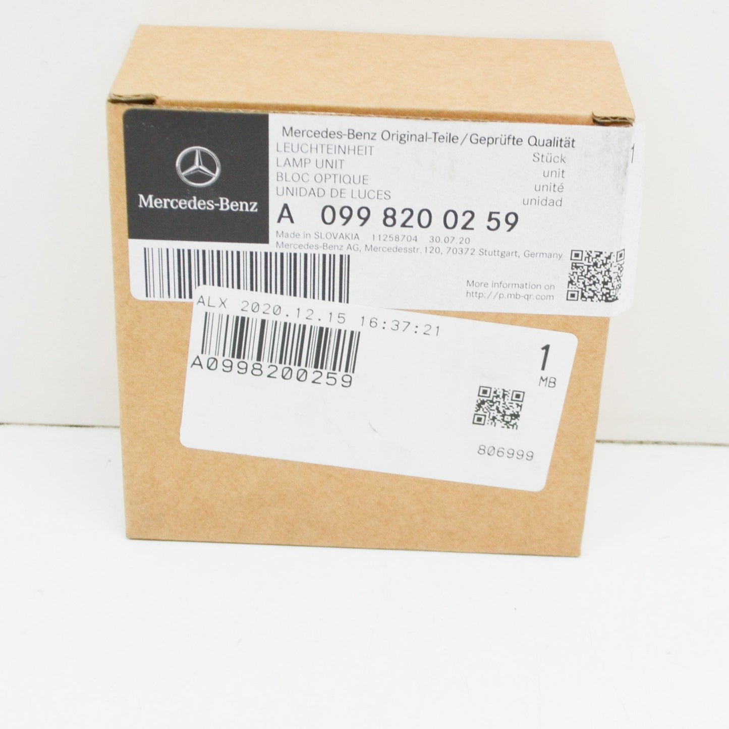 NEW MERCEDES-BENZ C-CLASS W205 RIGHT WING MIRROR PUDDLE LIGHT A0998200259