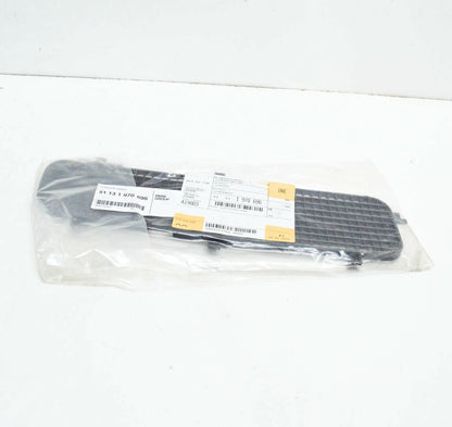NEW BMW 8 E31 FRONT RIGHT WINDSHIELD WIPER COWL GRILL 51131970696 ORIGINAL