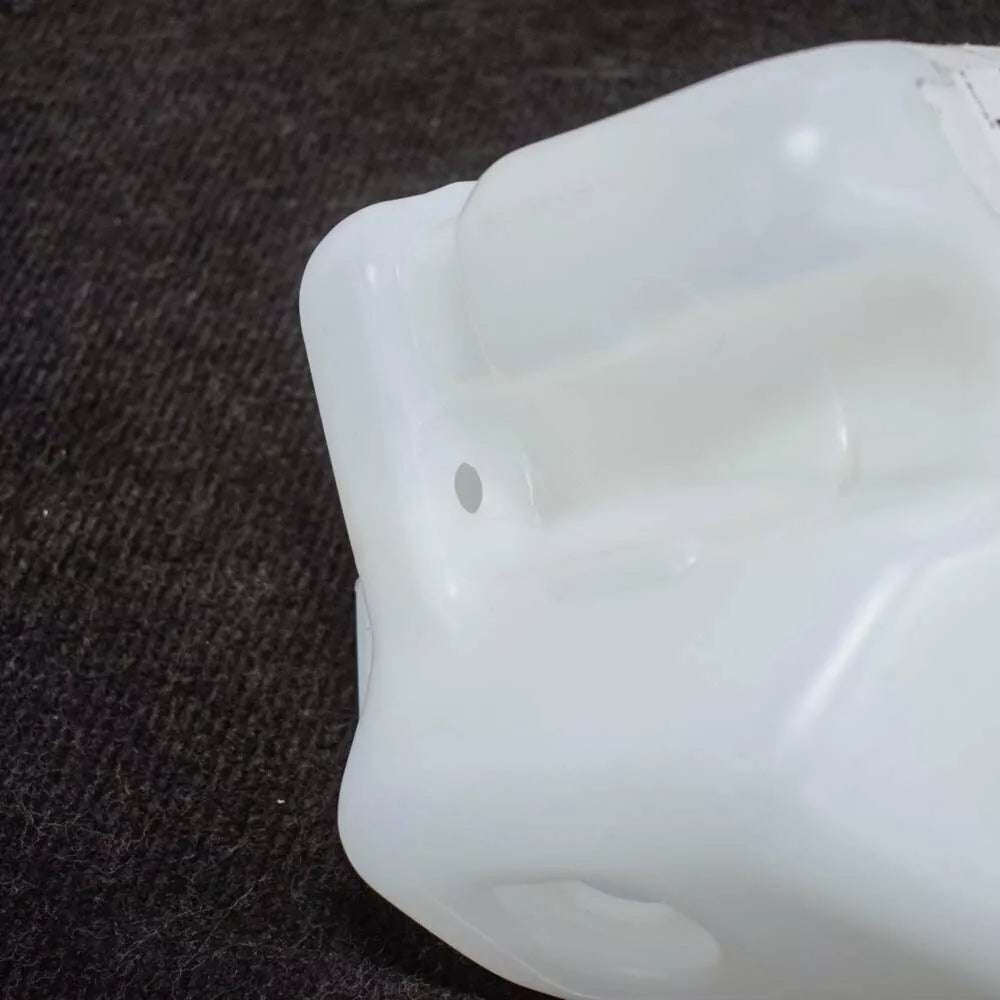 NEW BMW 3 E36 WINDSHIELD WASHER FLUID RESERVOIR 61668370834 ORIGINAL