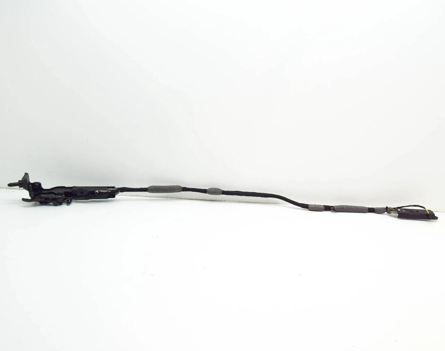 NEW VW EOS 1F RIGHT OUTER ROOF BRACE LOCKING MECHANISM 1Q0871662 ORIGINAL