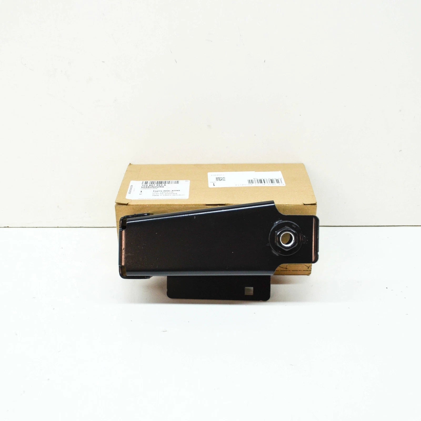 NEW VW CRAFTER SY SZ FRONT BUMPER LEFT IMPACT BAR BRACKET 7C0807953A