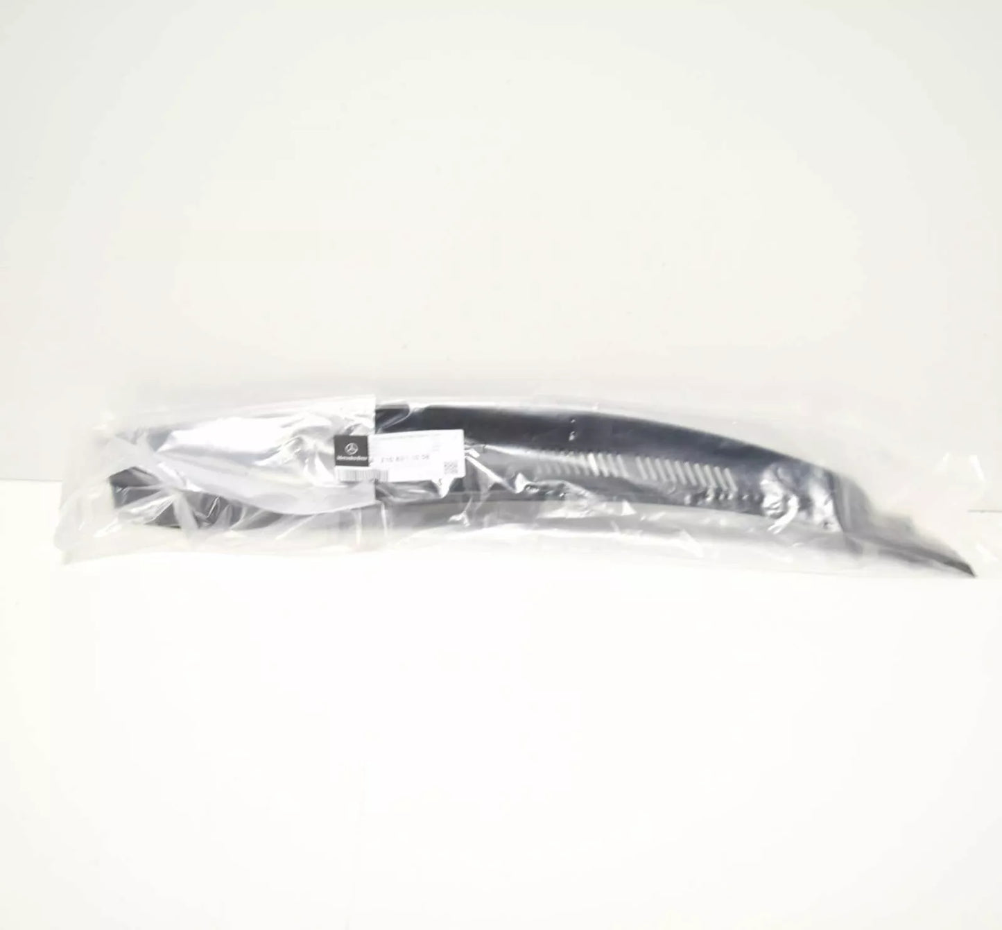 NEW MERCEDES-BENZ E W210 RIGHT COWL GRILLE SCREEN A2108311058 ORIGINAL