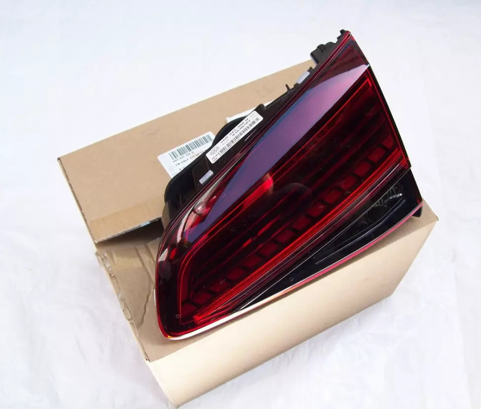 NEW VW GOLF VII 5G MK7 REAR RIGHT SIDE TAILGATE TAILLIGHT 5G0945308Q ORIGINAL