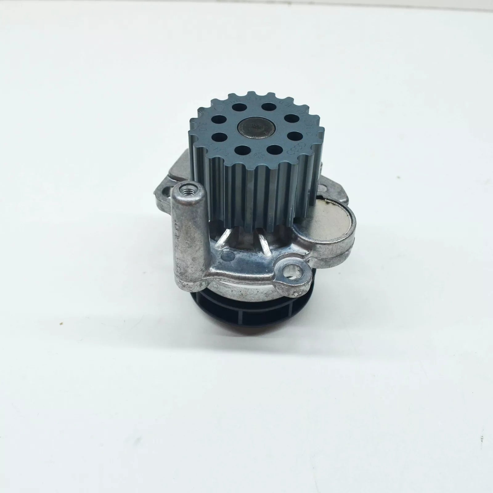 NEW AUDI A3 8P WATER PUMP 03L121011G 2.0TDI
