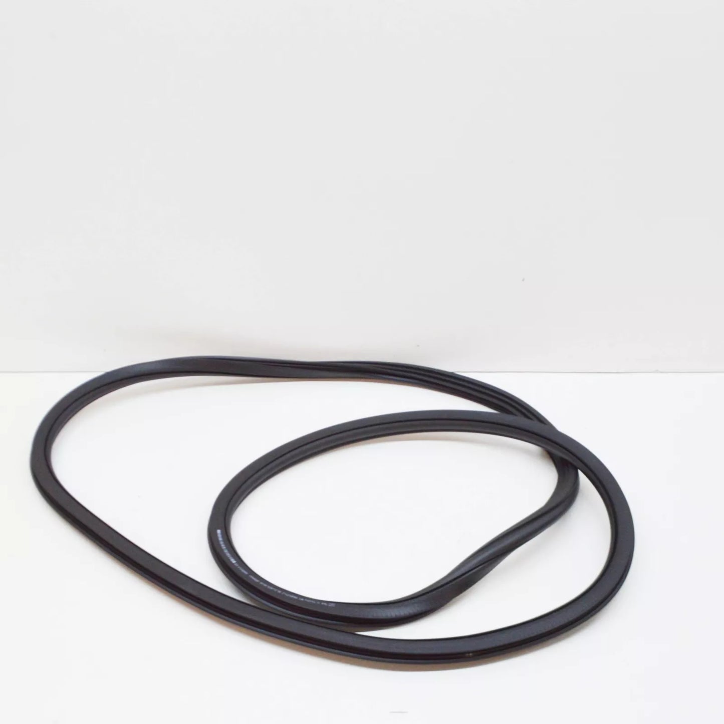 NEW AUDI A4 8W2,B9 FRONT INNER DOOR SEALING RUBBER 8W0831721C ORIGINAL