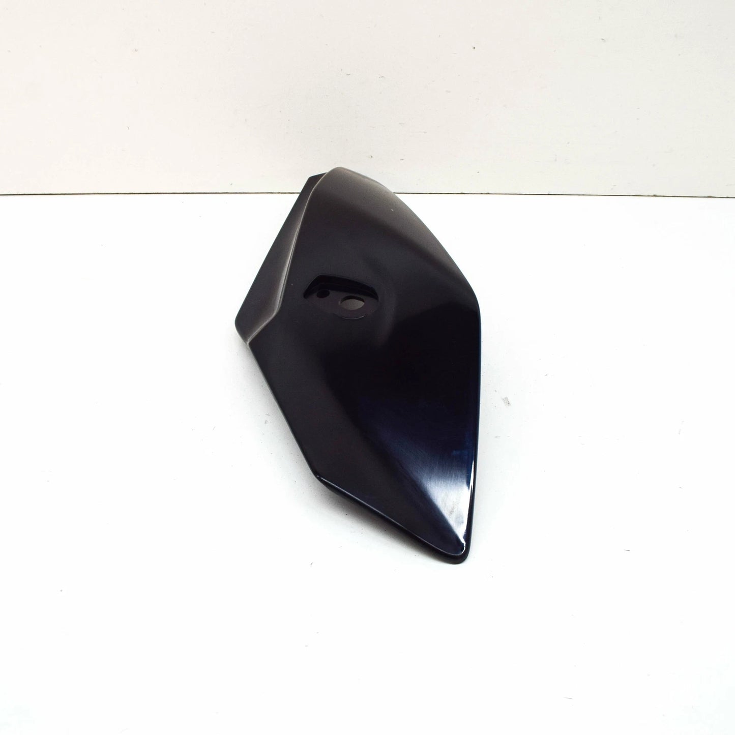 NEW BMW S MODELS S 1000 R FRONT RIGHT HEADLIGHT HOUSING TRIM 46638534530