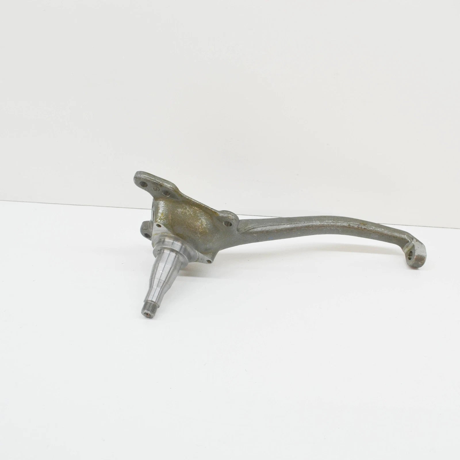 NEW MERCEDES-BENZ S W126 FRONT RIGHT STEERING KNUCKLE A1163304120 ORIGINAL