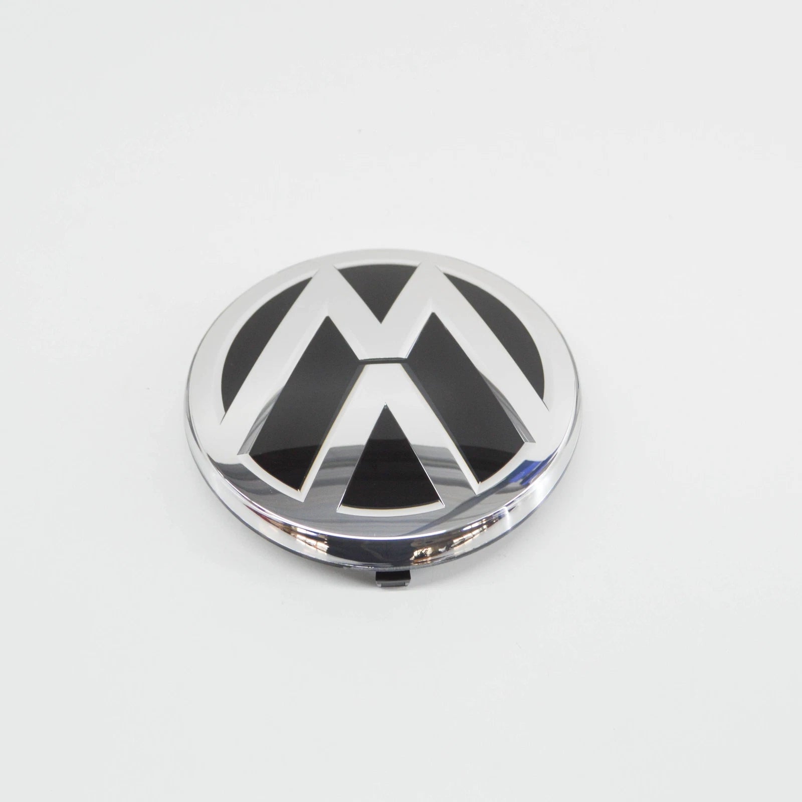 NEW VOLKSWAGEN SHARAN 7N MK2 FRONT RADIATOR GRILLE BADGE 7N0853601DJZA ORIGINAL