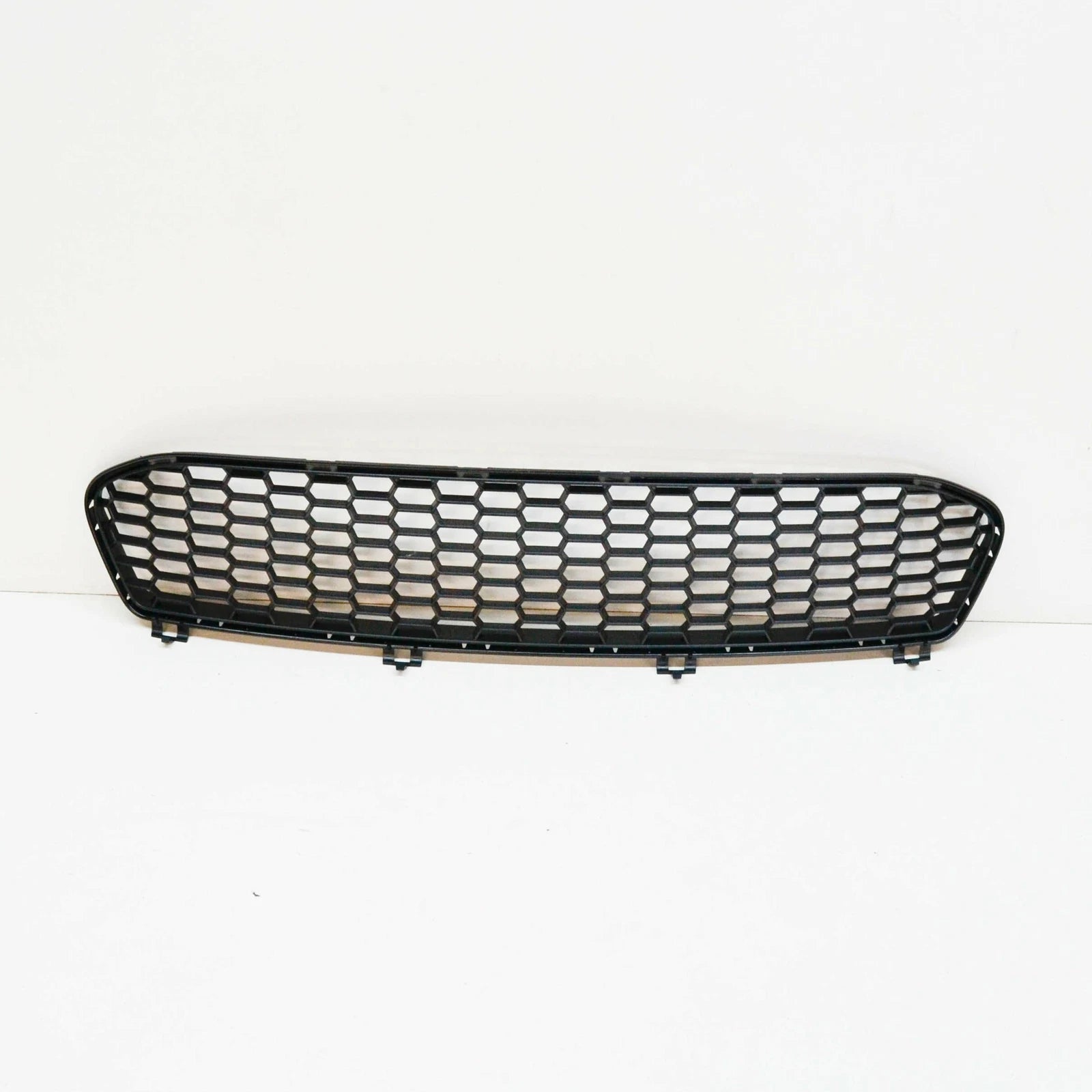 NEW BMW M2 F87 FRONT BUMPER CENTER GRILLE 51118062178 8062178 2016