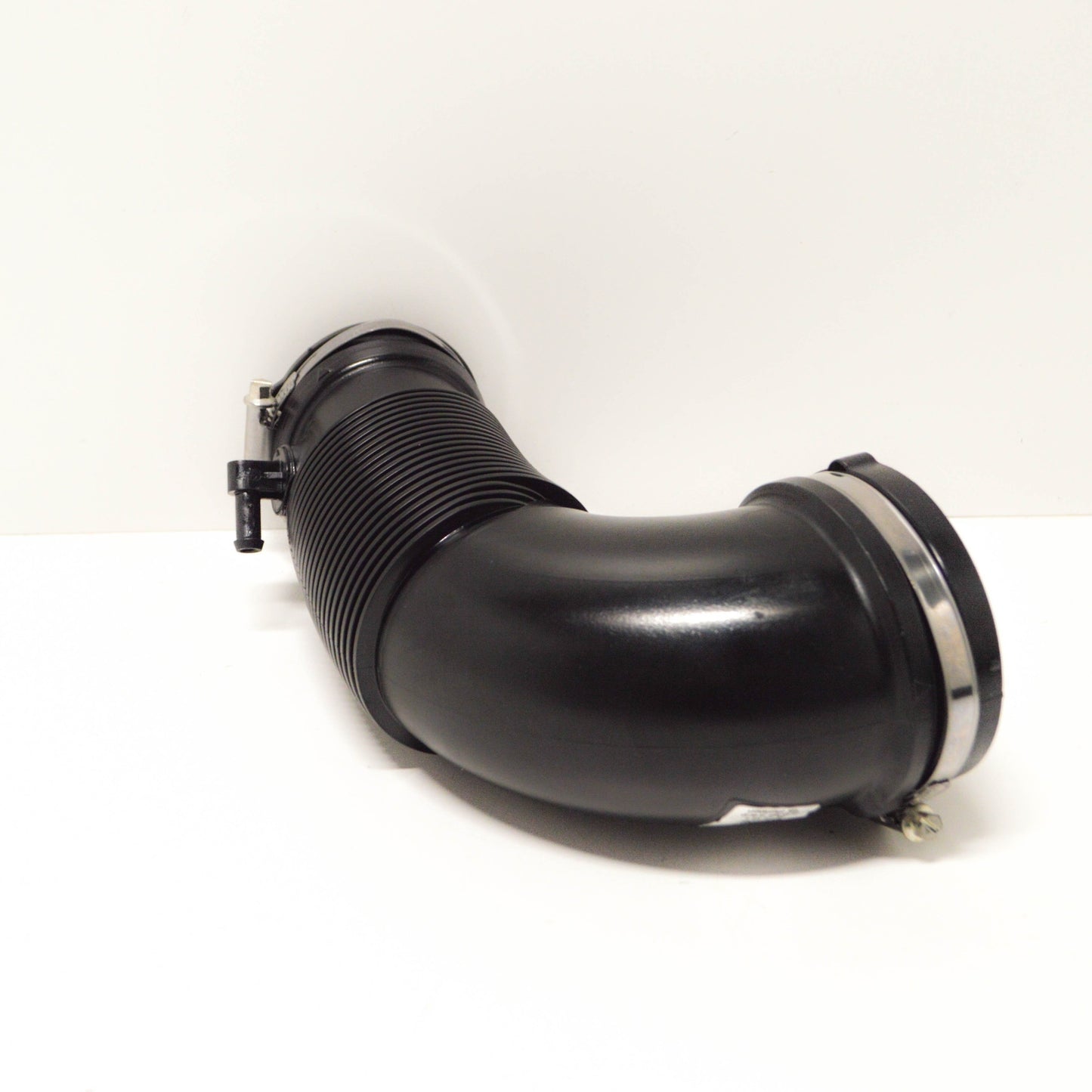 NEW AUDI A4 B9 ENGINE AIR INTAKE HOSE 06L129629G ORIGINAL
