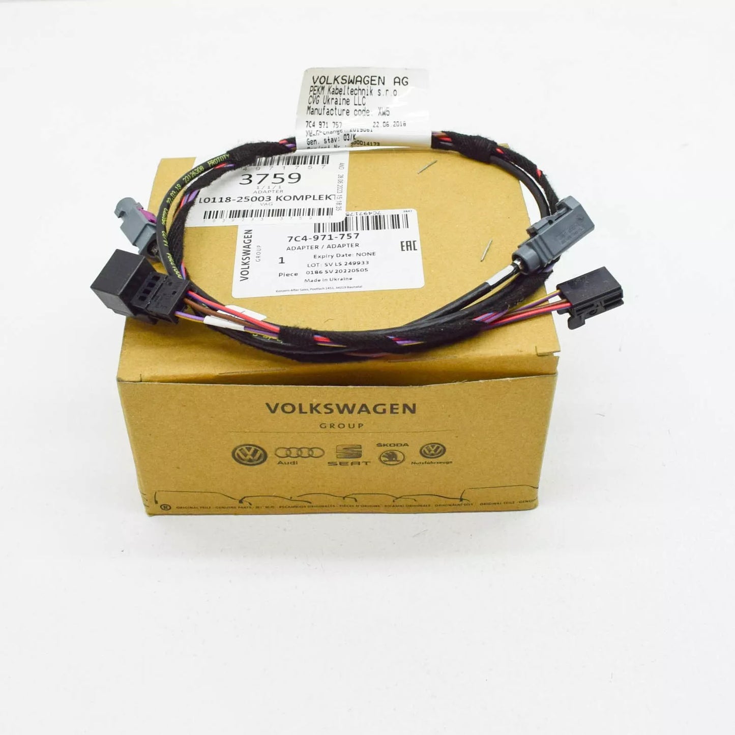 NEW VOLKSWAGEN CRAFTER MK2 SZ REVERSING CAMERA ADAPTER WIRE 7C4971757 ORIGINAL