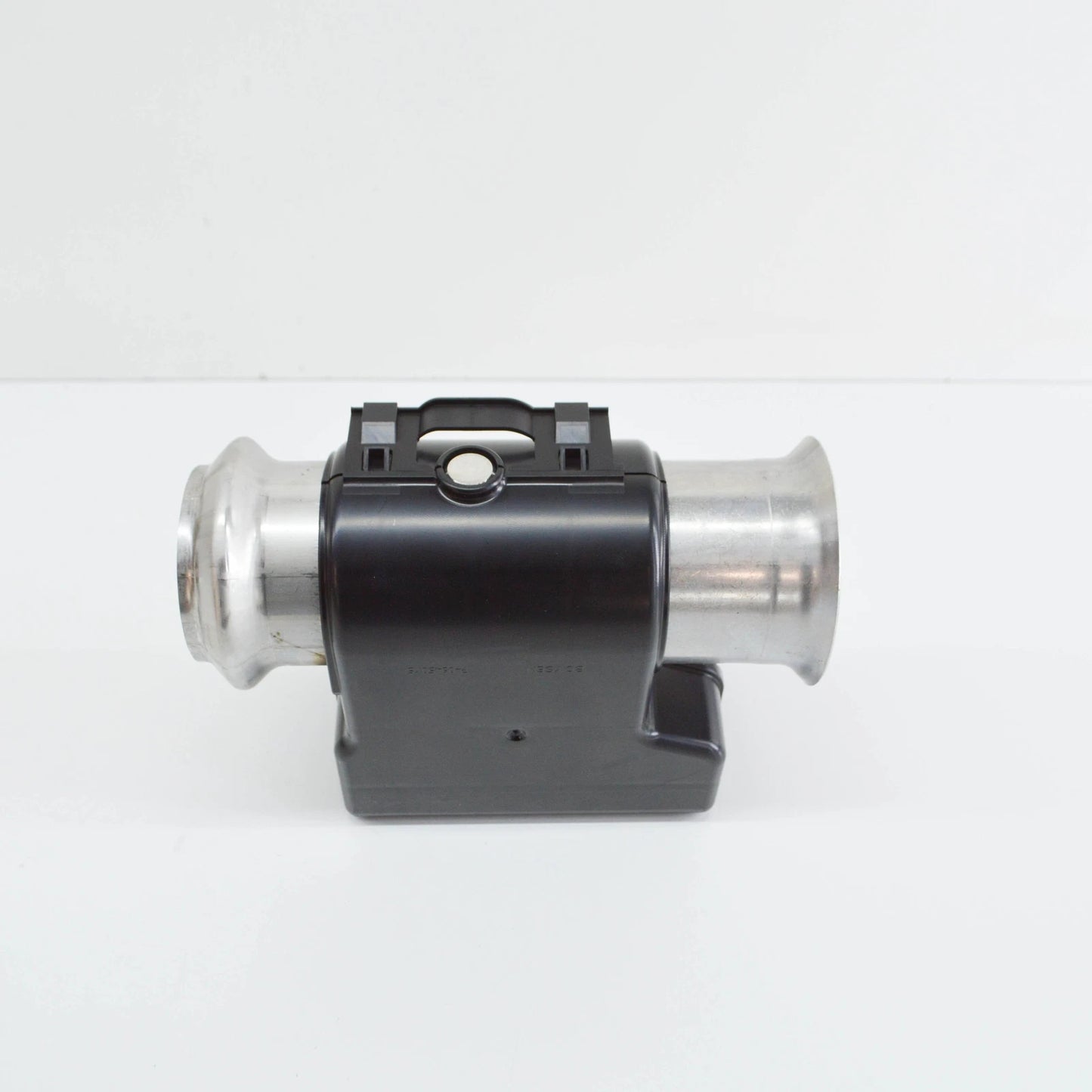 NEW MB CLA C117 REAR EXHAUST PIPE THROTTLE VALVE A2464920024