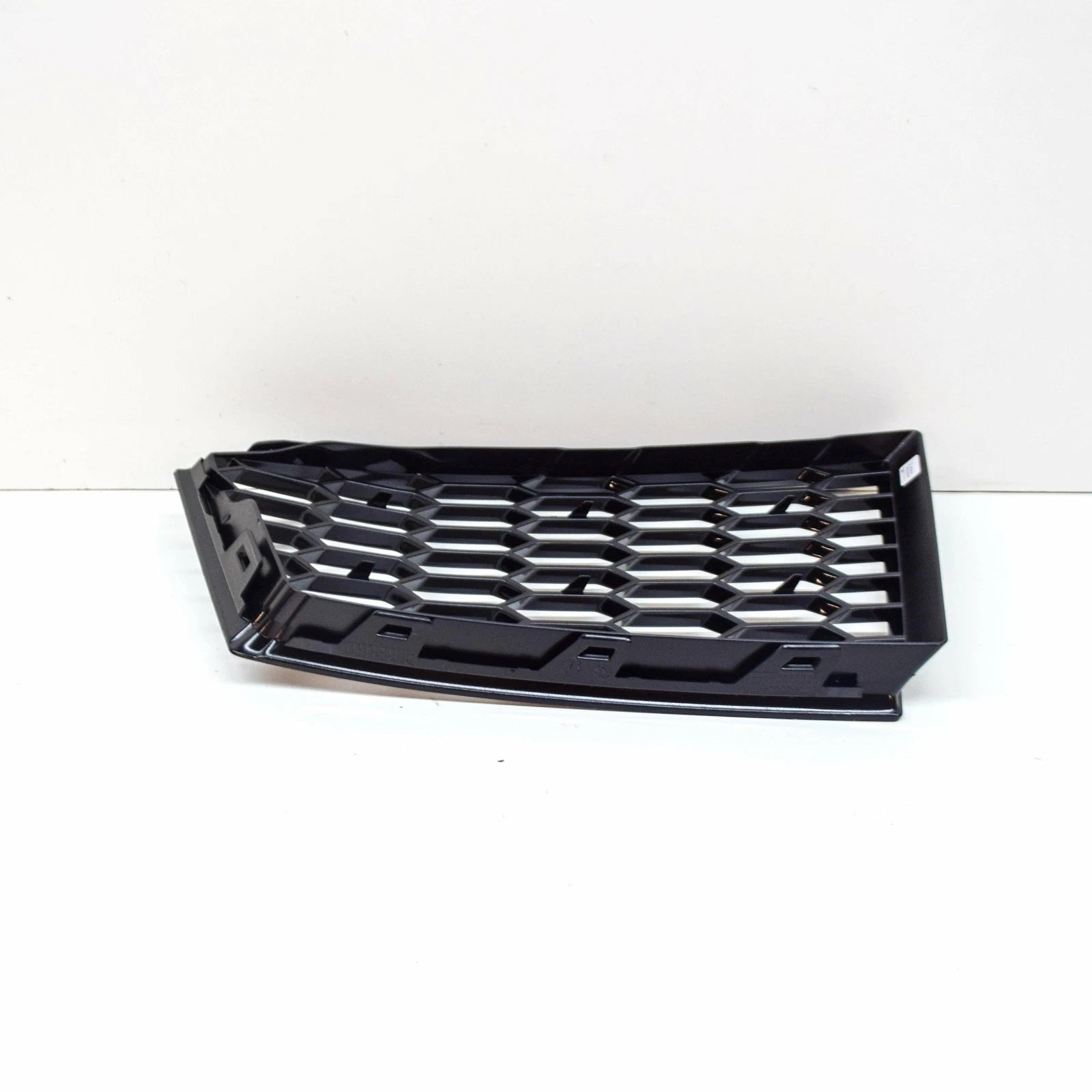 NEW AUDI TT RS 8S FRONT BUMPER LEFT SIDE AIR VENT GRILLE 8S0807681FT94