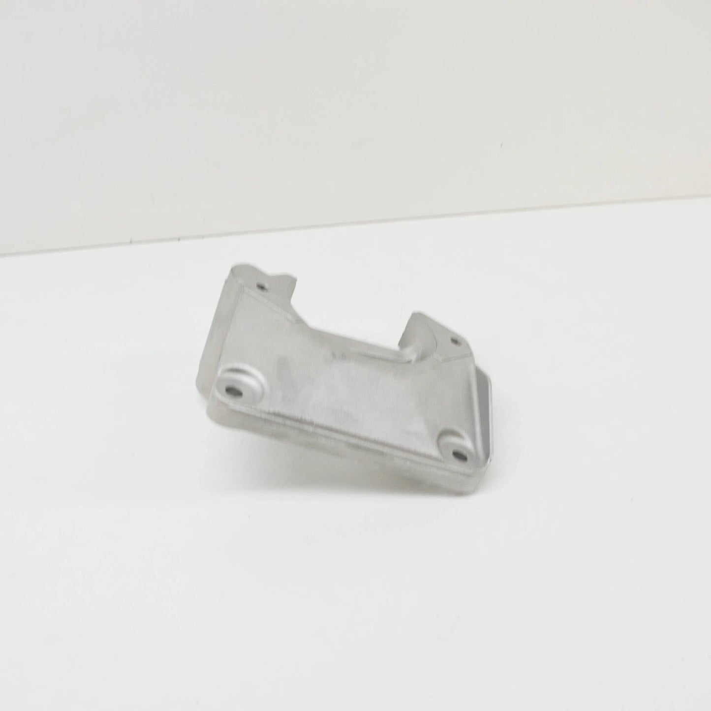 NEW BMW 5 E60 ENGINE SUSPENSION LEFT CONSOLE 22116761117 6761117 ORIGINAL