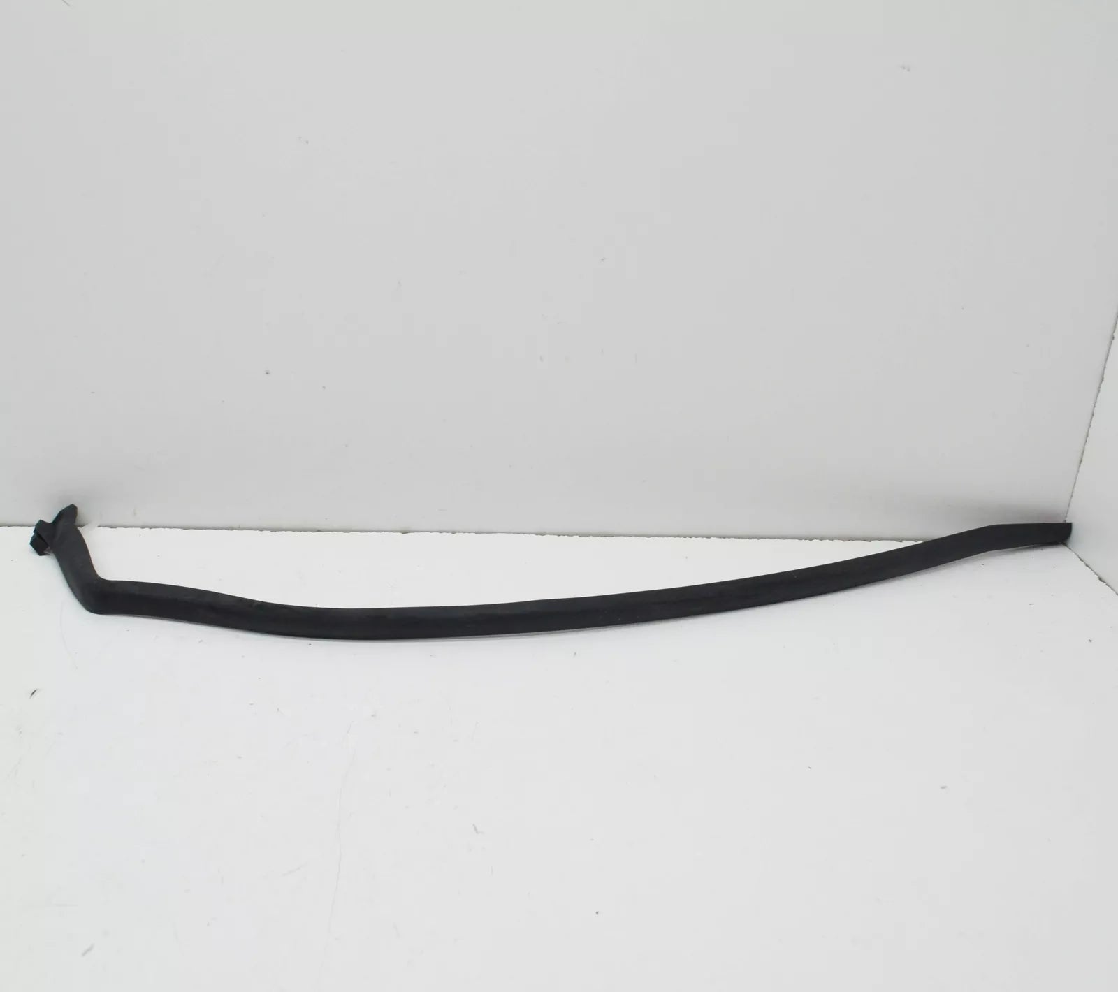 NEW BMW 7 F01 REAR RIGHT DOOR SEAL RUBBER 51357177944 ORIGINAL