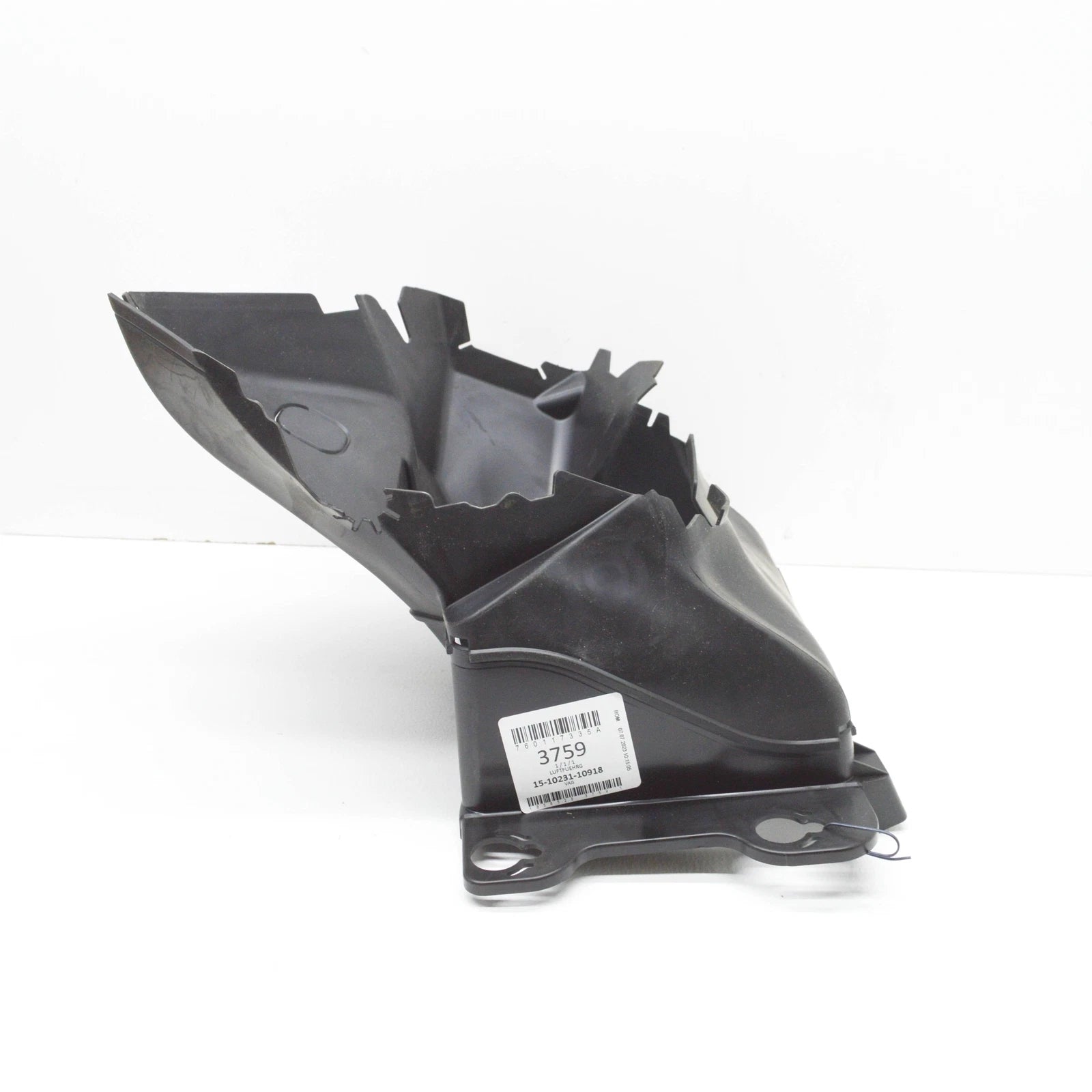 NEW VOLKSWAGEN TOUAREG CR7 RADIATOR LEFT AIR GUIDE 760117335A ORIGINAL