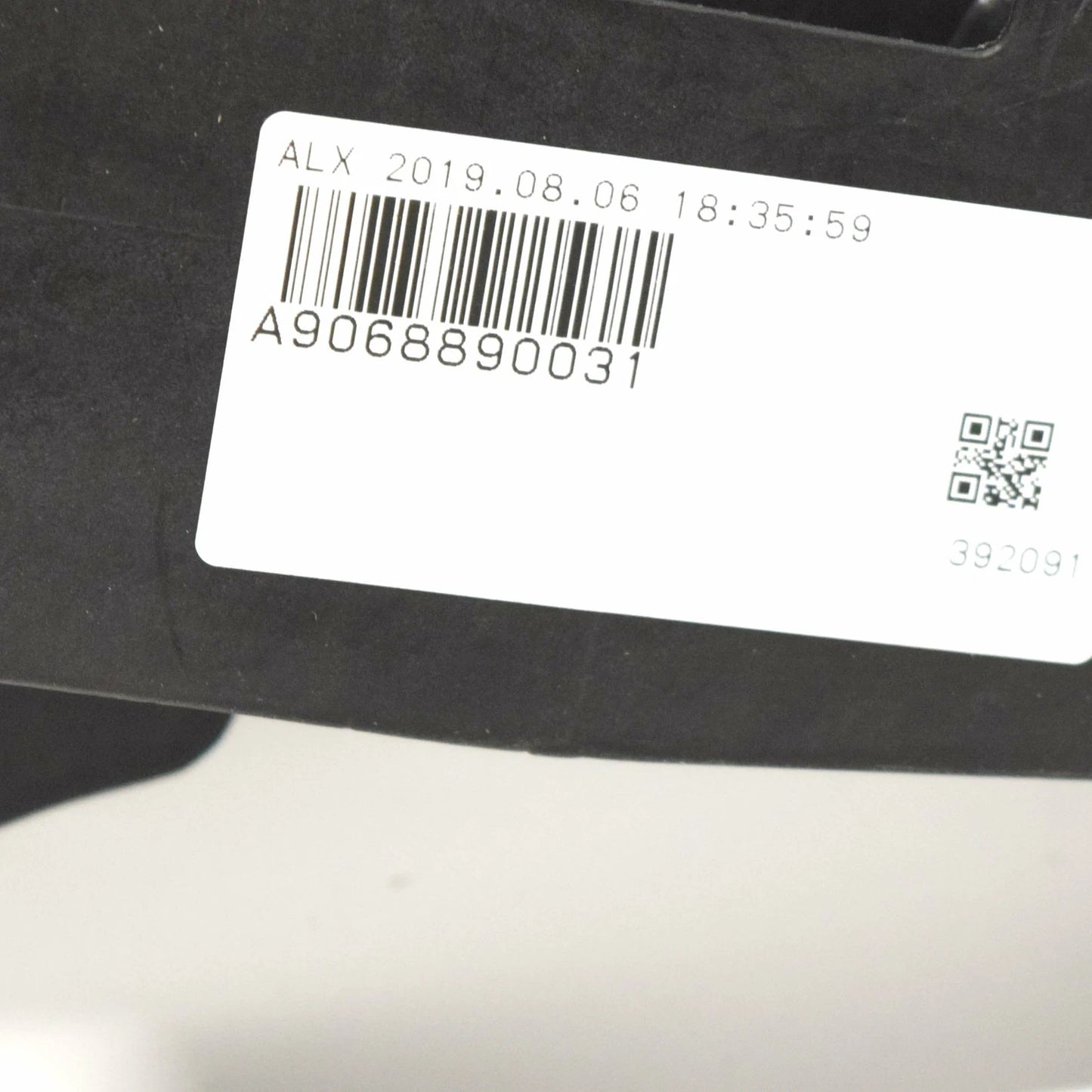 NEW MERCEDES-BENZ SPRINTER 906 RADIATOR LEFT BRACKET A9068890031 ORIGINAL