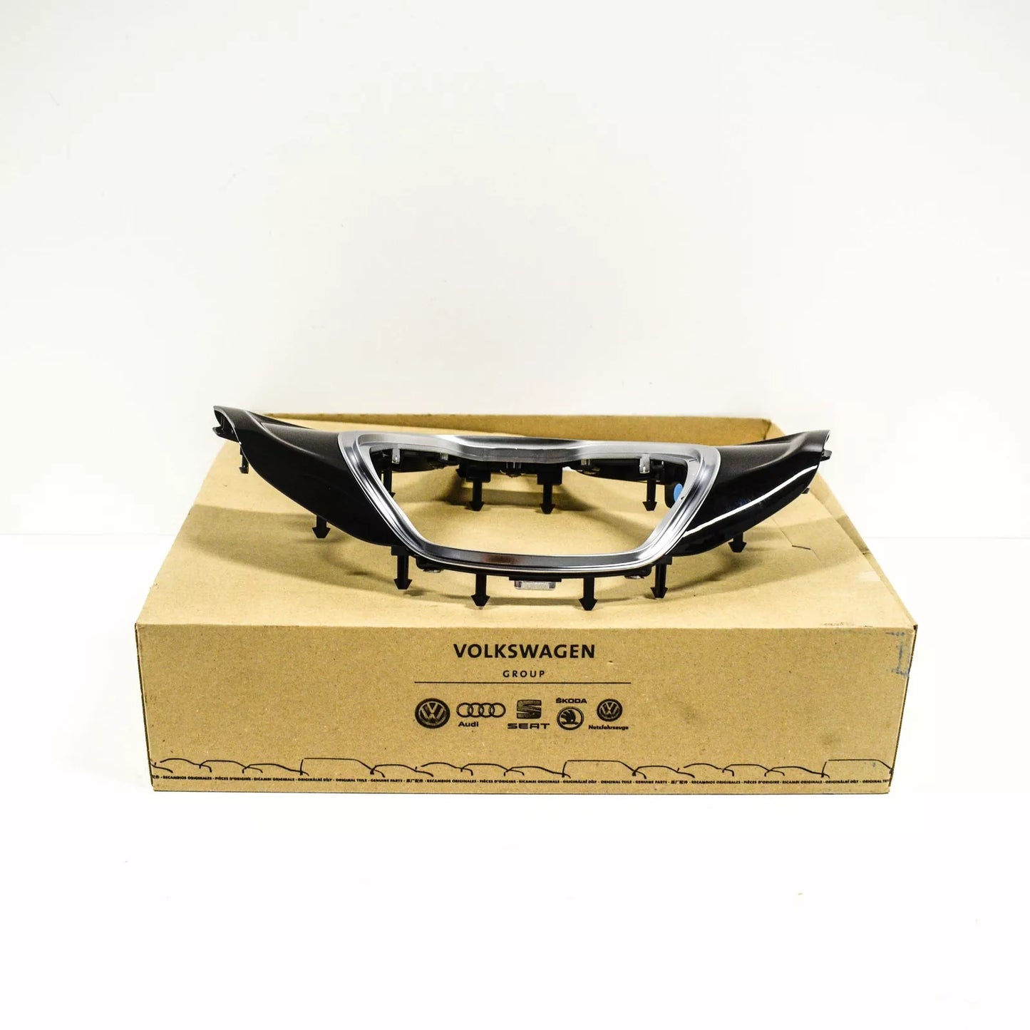 NEW VOLKSWAGEN GOLF MK7 STEERING WHEEL ALLUMINUM TRIM 5G0419685 N0R