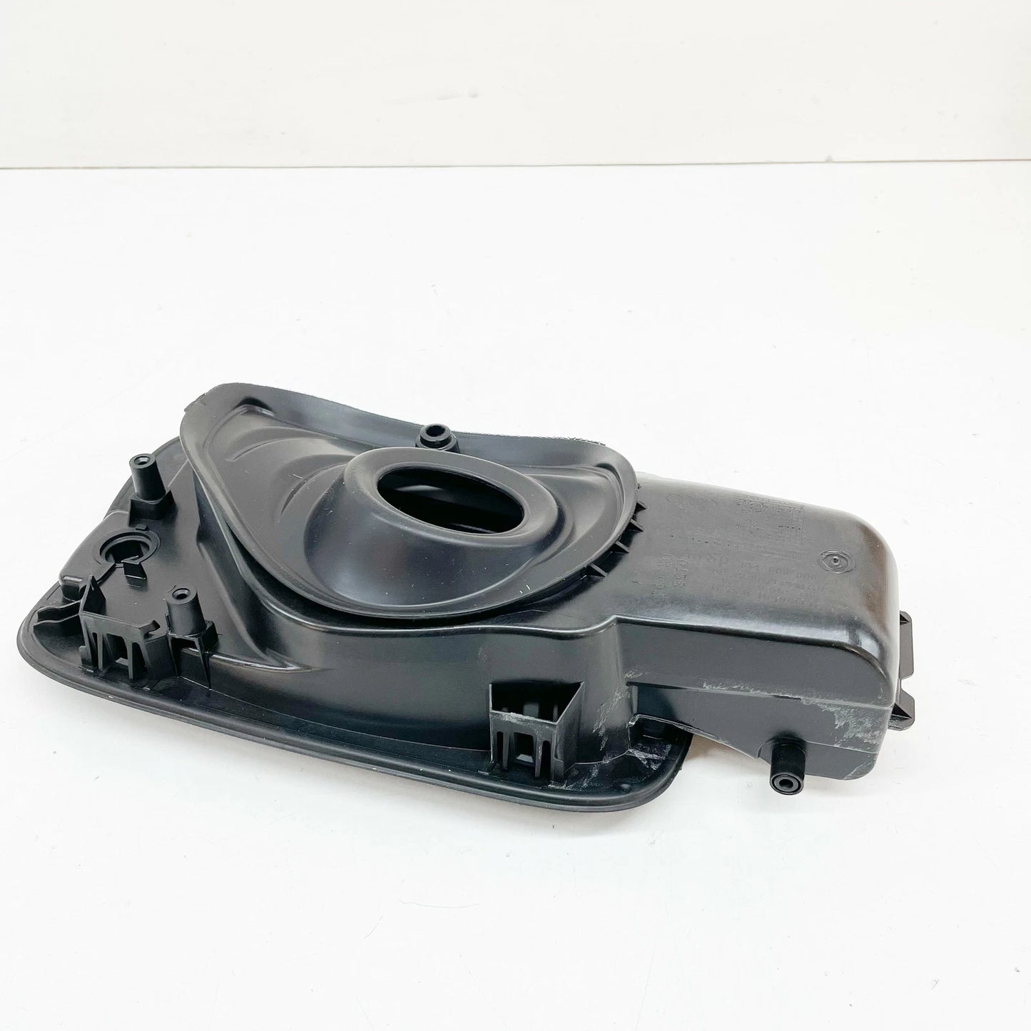 NEW AUDI A3 8V FUEL FILLER FLAP INSERT 8V4809906D
