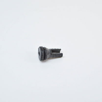 new bmw 3 compact e36 battery grommet 61131357511 1357511 original