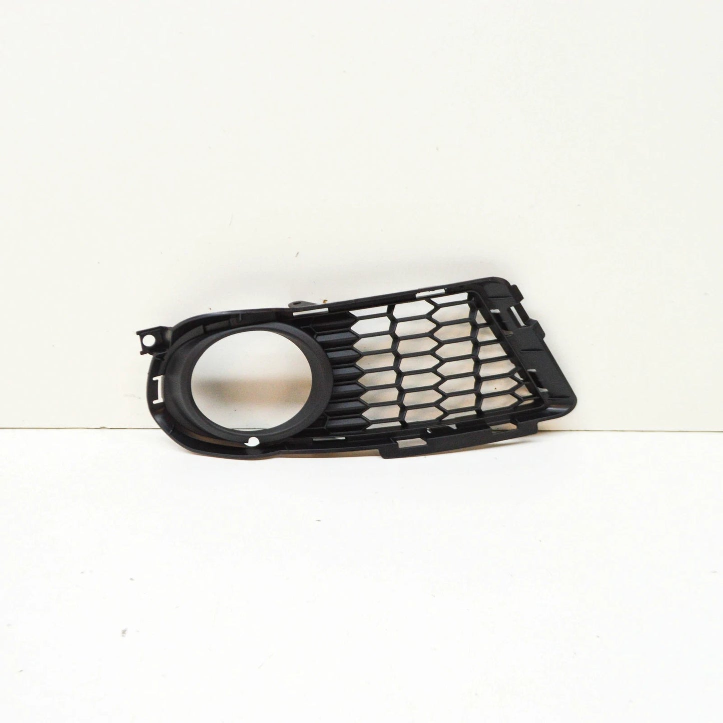 NEW BMW 3 E92 M-SPORT FRONT RIGHT SIDE FOG LIGHT GRILL 51118038936 ORIGINAL