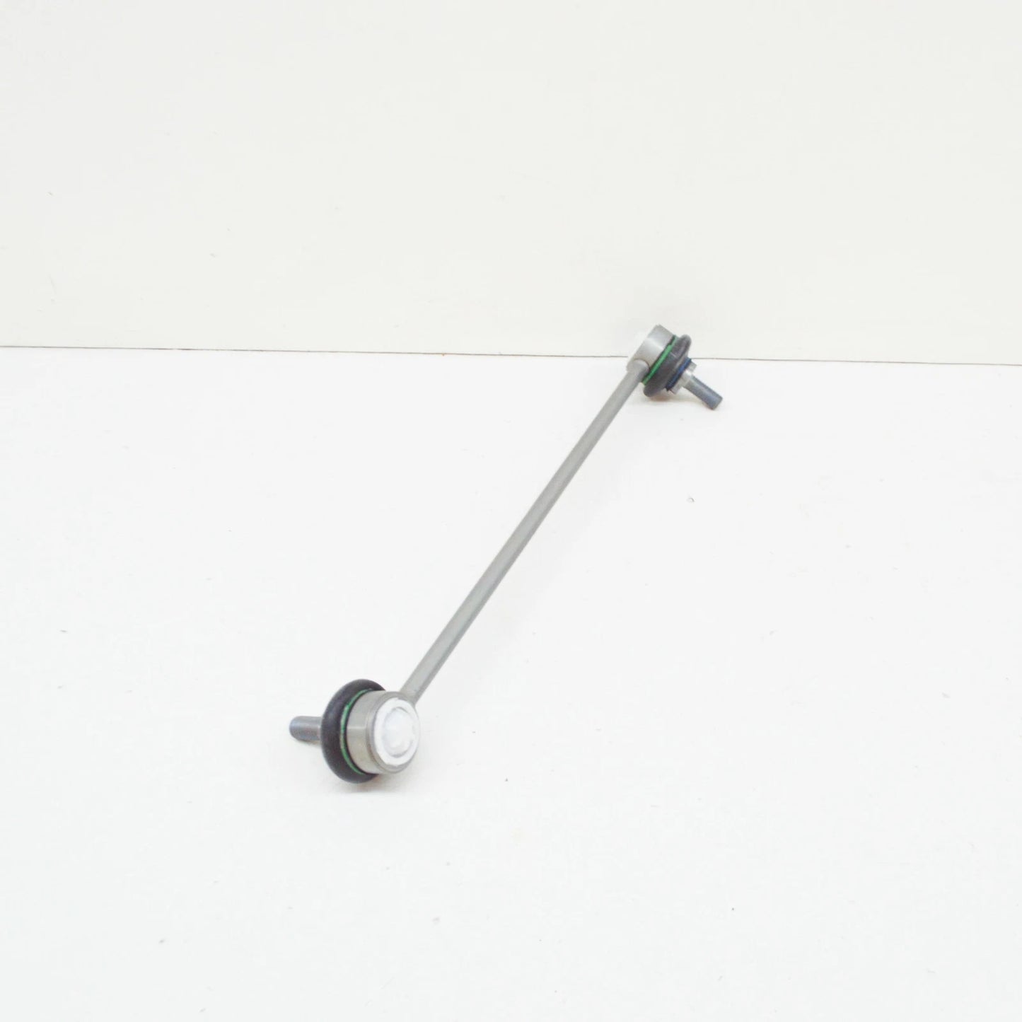 NEW BMW X3 E83 FRONT SWAY BAR STABILIZER RIGHT TIE ROD 31303414300 ORIGINAL