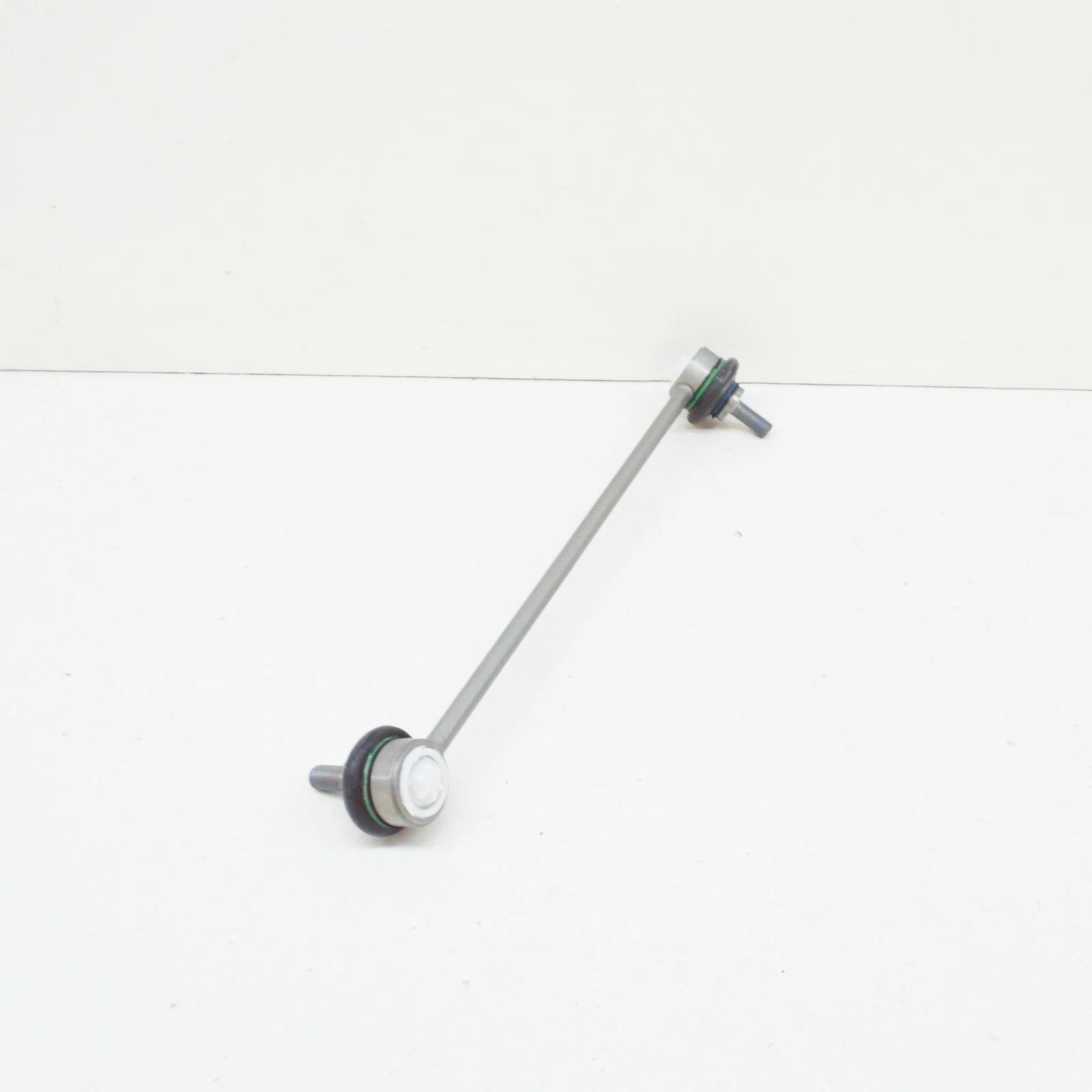 NEW BMW X3 E83 FRONT SWAY BAR STABILIZER RIGHT TIE ROD 31303414300 ORIGINAL