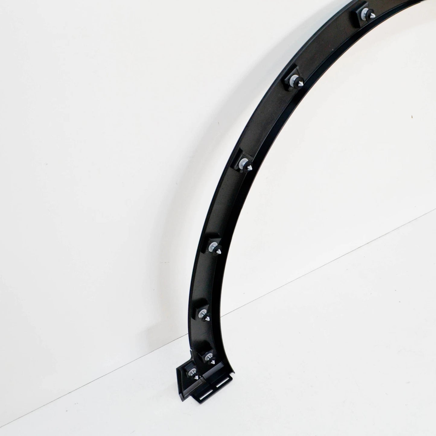 NEW VOLKSWAGEN ID.4 E21 FRONT LEFT FENDER MOLDING 11A853717E9B9