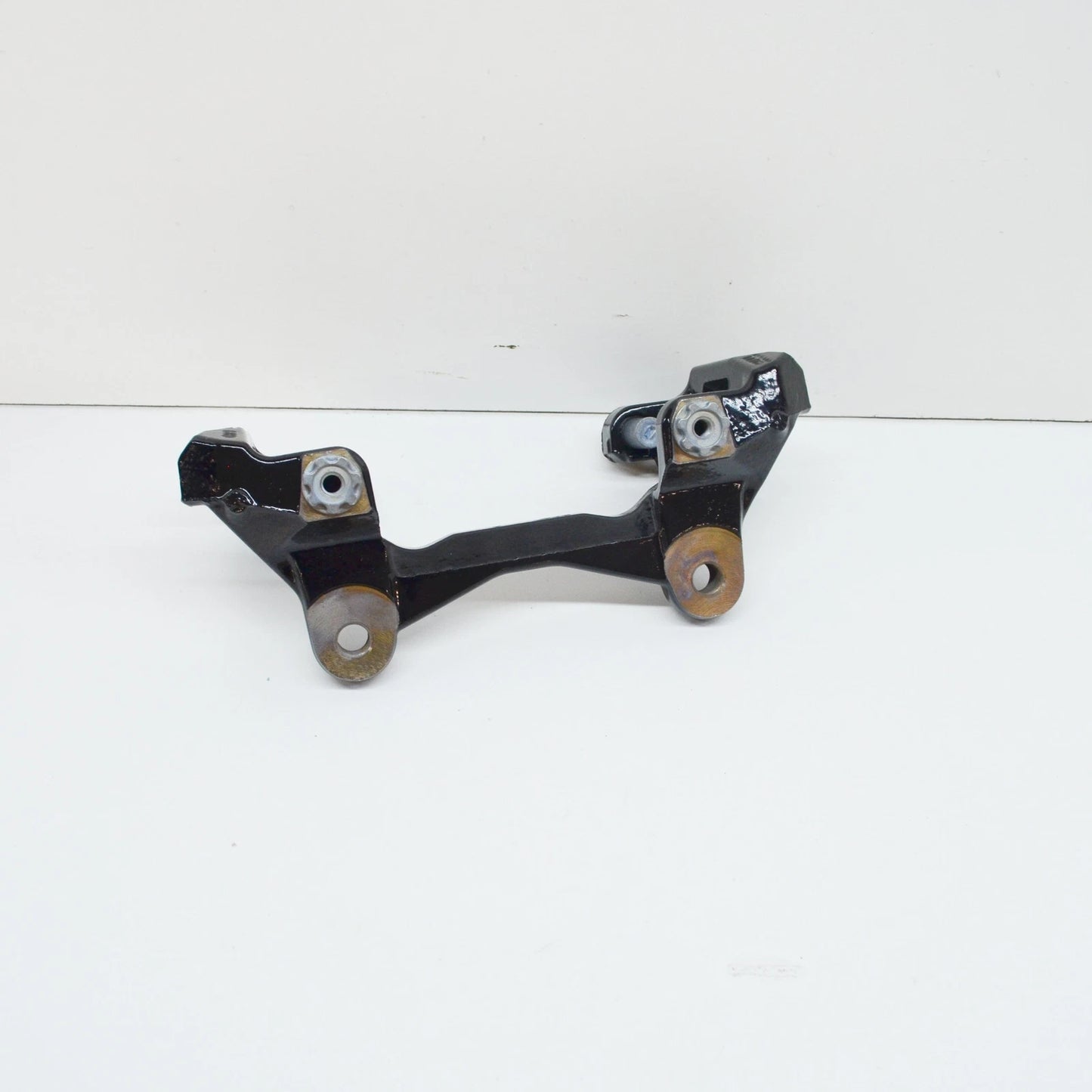 NEW AUDI A5 SPORTBACK 8T FRONT RIGHT CALIPER CARRIER 8T0615126 ORIGINAL