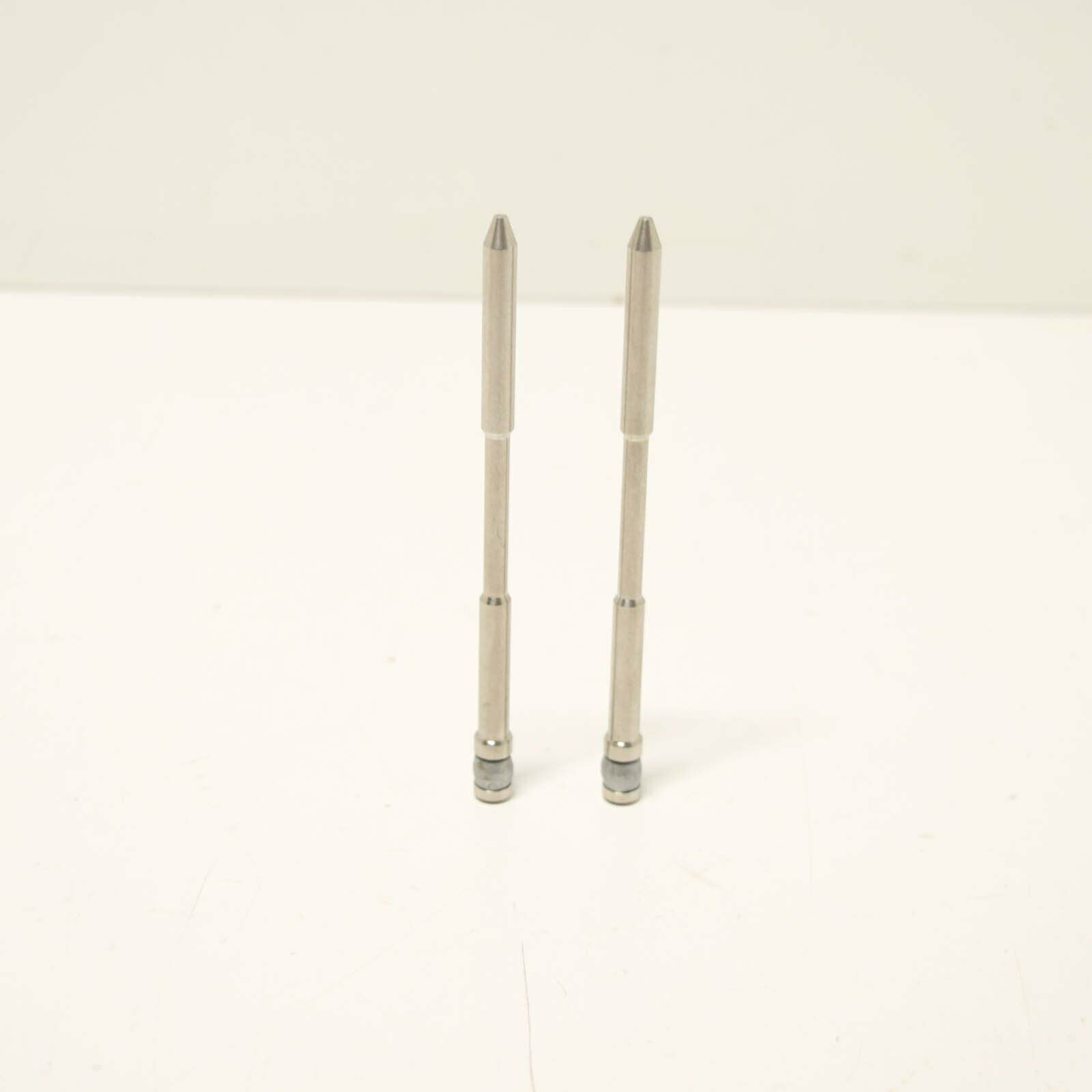 NEW MERCEDES-BENZ ML W166 FRONT WHEEL BRAKE BOLT PARTS KIT A0004215174 ORIGINAL