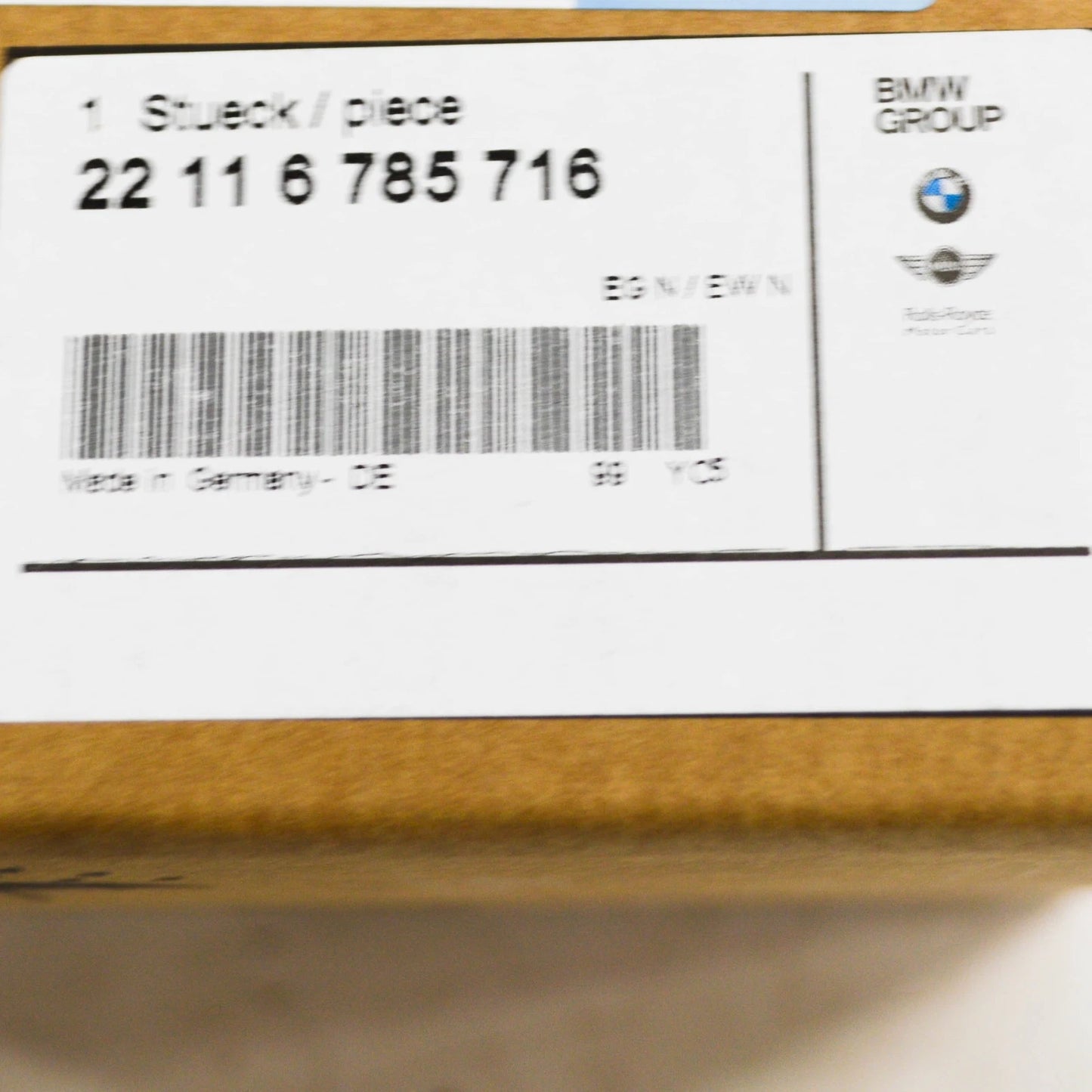 NEW BMW X3 F25 ENGINE MOUNT BRACKET RIGHT 22116785716 ORIGINAL