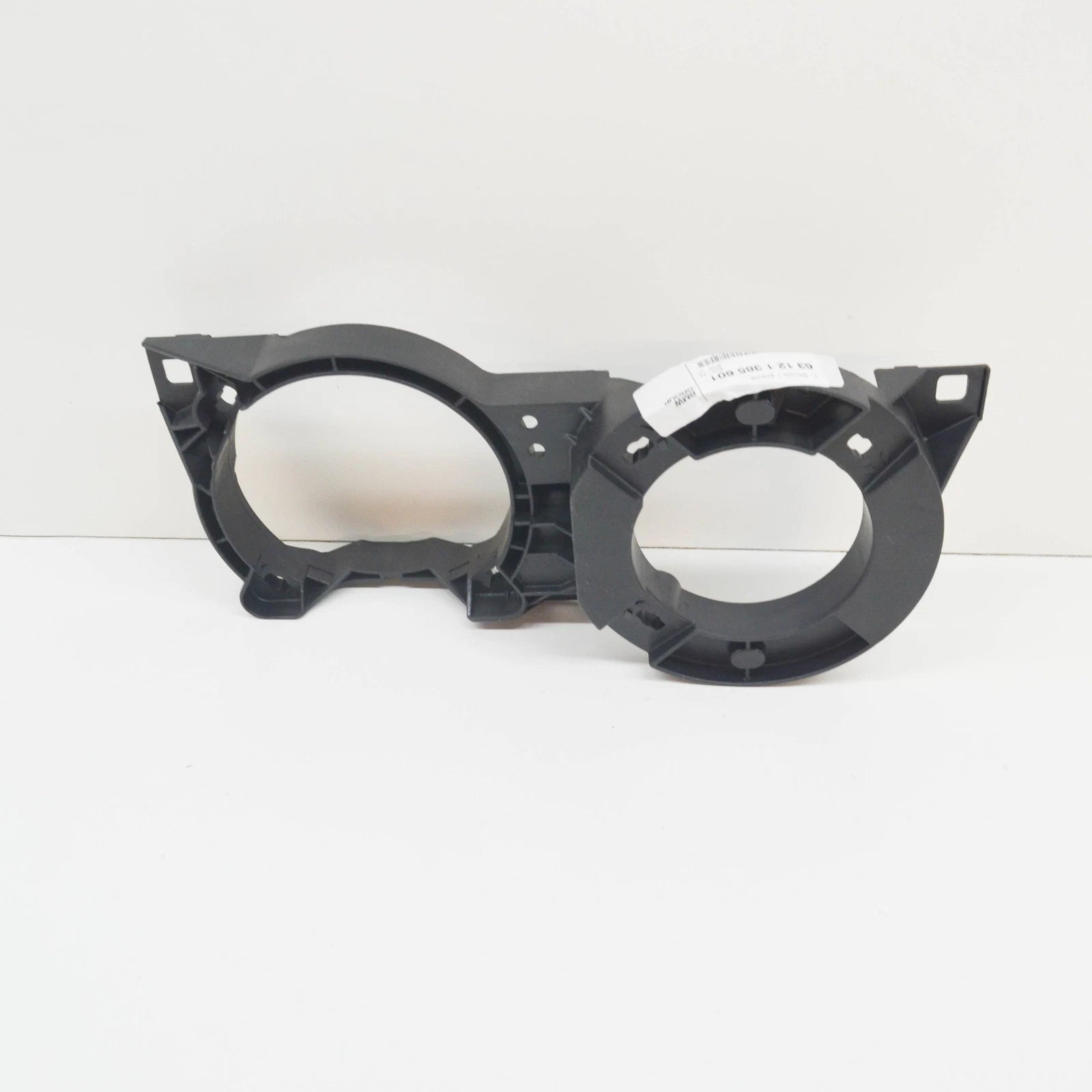 NEW BMW 3 E30 FRONT LEFT HEADLIGHT SUPPORTING FRAME 63121385601 1385601 ORIGINAL