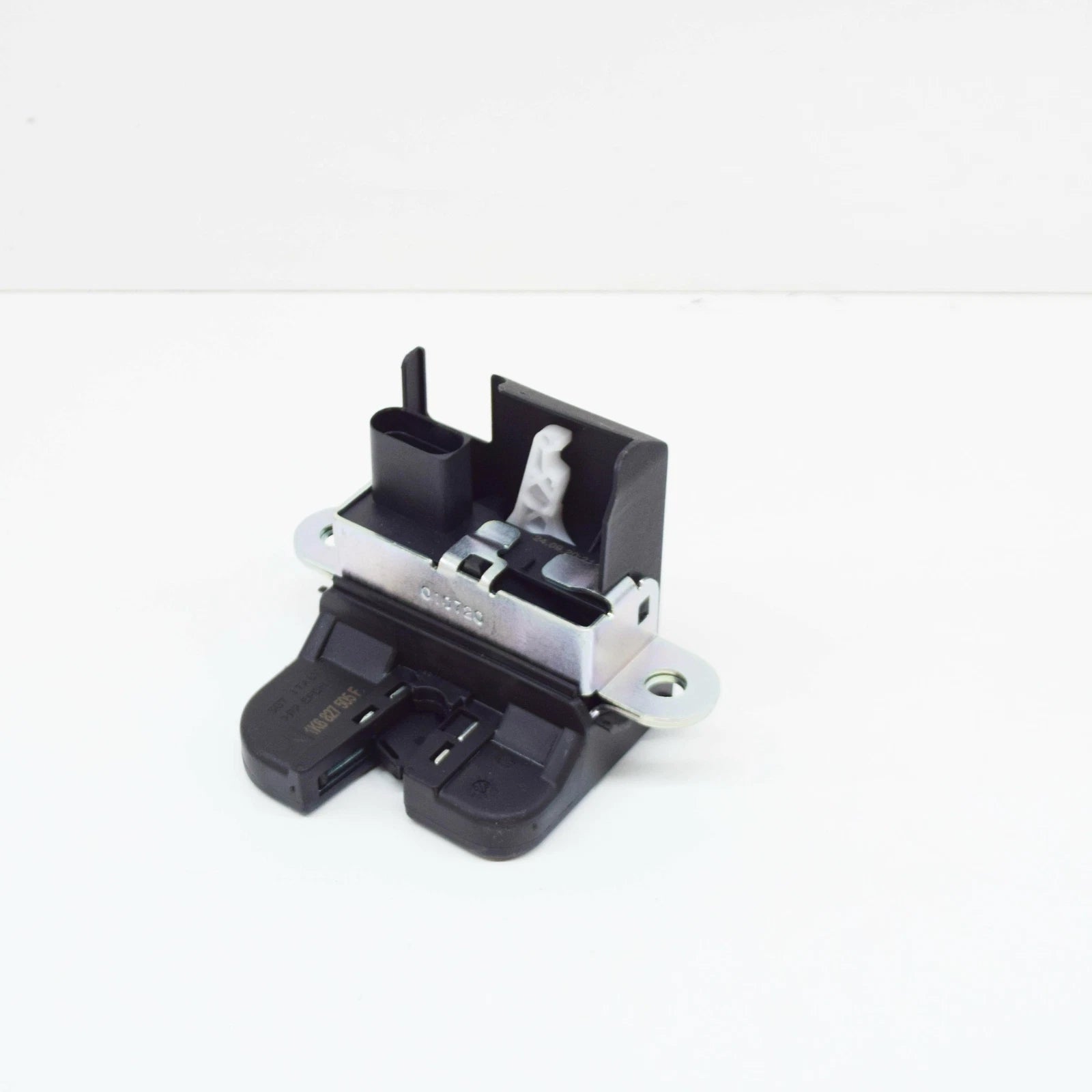 NEW VOLKSWAGEN GOLF MK5 REAR TRUNK BOOT LID LOCK 1K6827505F9B9