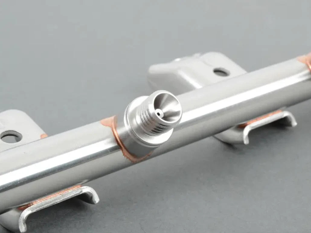 NEW BMW 3 E90 HIGH PRESSURE FUEL RAIL 13537575480 7575480 ORIGINAL