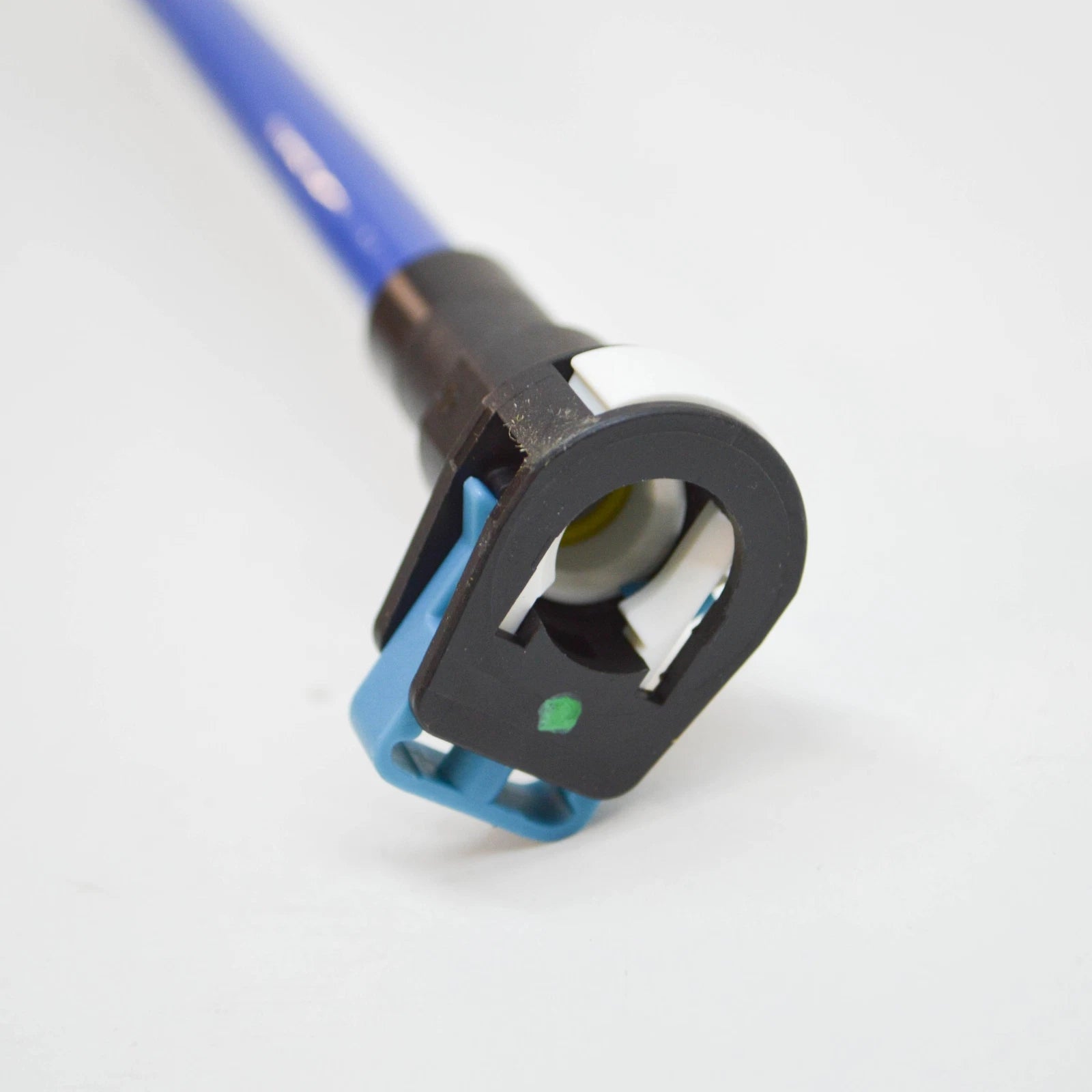 NEW BMW 5 G30 ACTIVATED CHARCOAL FILTER BREATHER LINE 16137483715 ORIGINAL