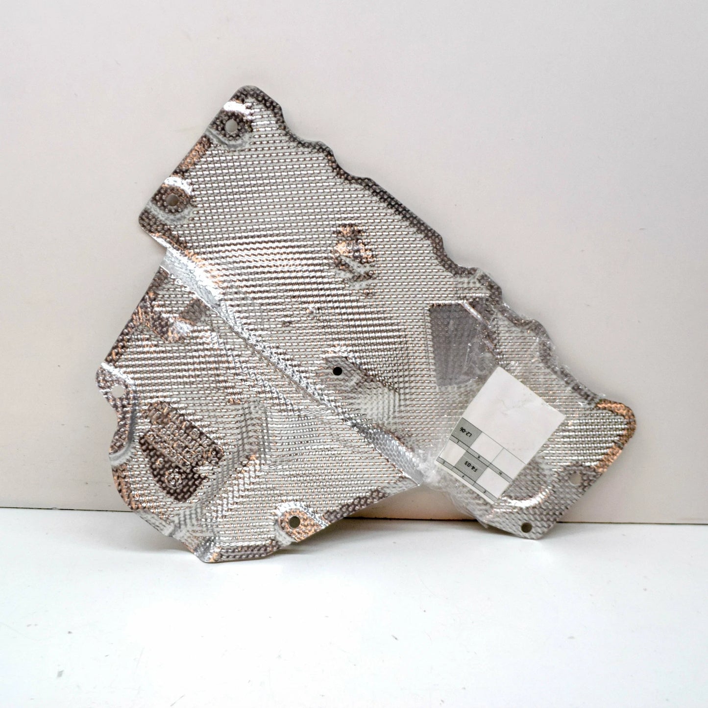 NEW BMW 1 F21 RIGHT ENGINE HEAT SHIELD PROTECTION 51487241758 ORIGINAL