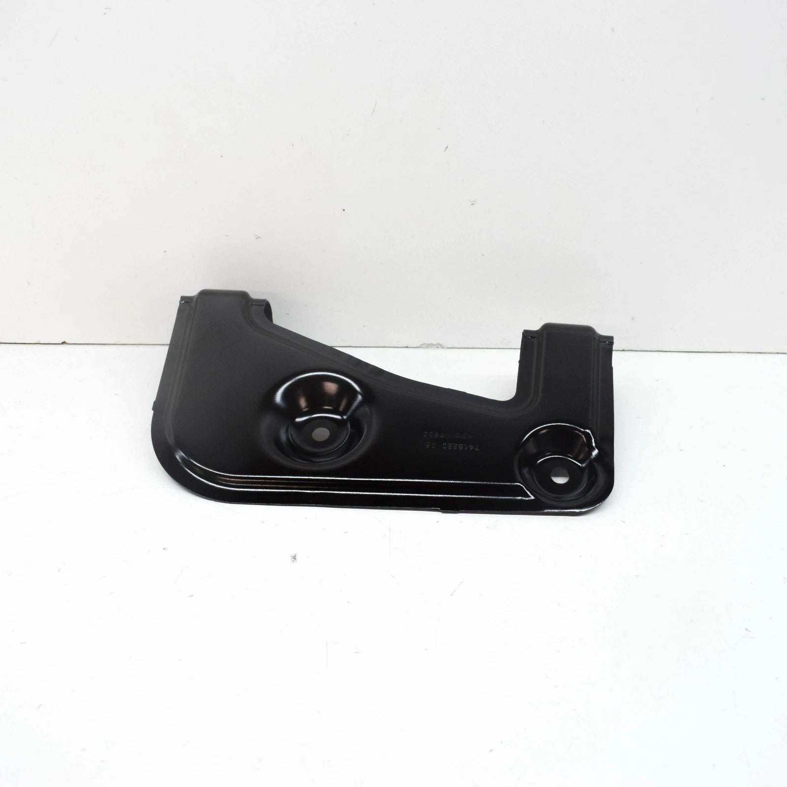 NEW BMW X5 G05 FRONT RIGHT FENDER HOLDER BRACKET 41007492370 ORIGINAL