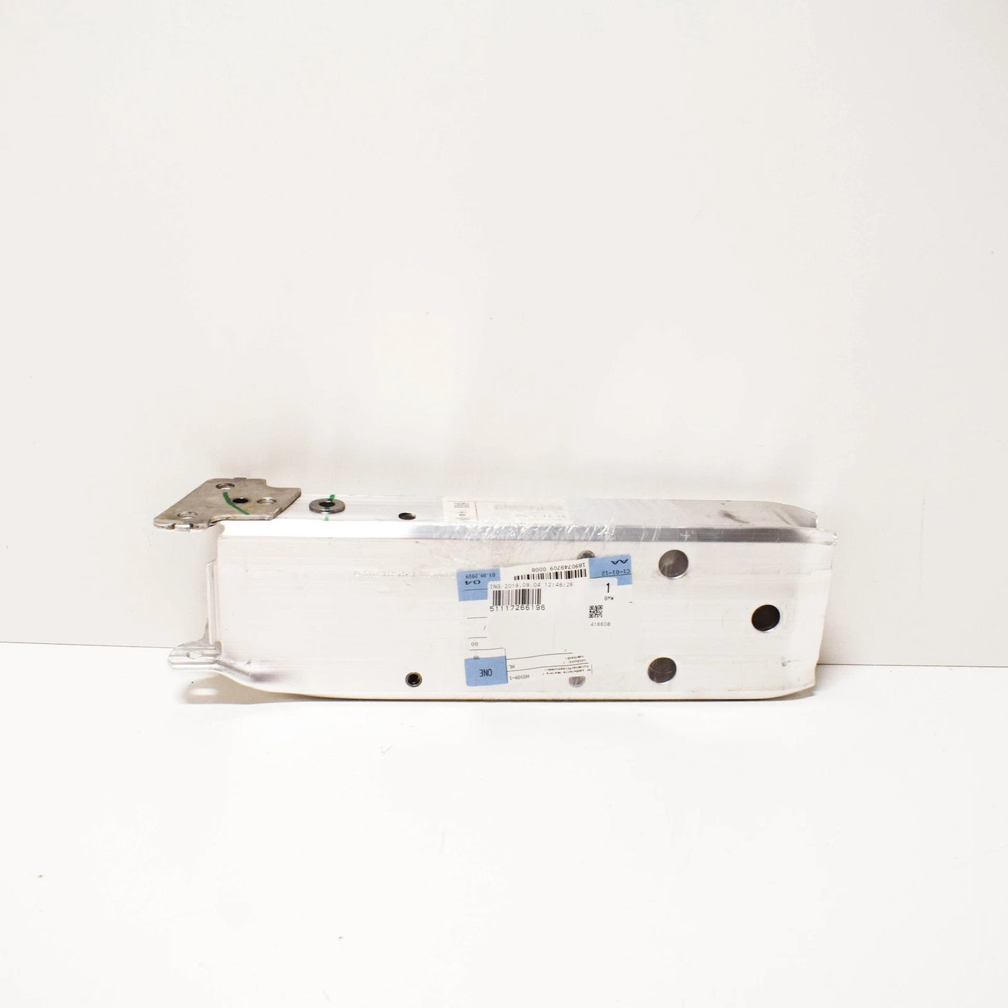 NEW BMW 2 F22 FRONT BUMPER CRASH BAR RIGHT CARRIER 51117266196 7266196 ORIGINAL