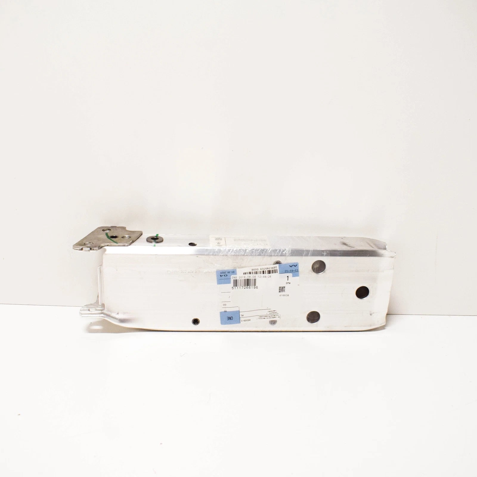 NEW BMW 2 F22 FRONT BUMPER CRASH BAR RIGHT CARRIER 51117266196 7266196 ORIGINAL