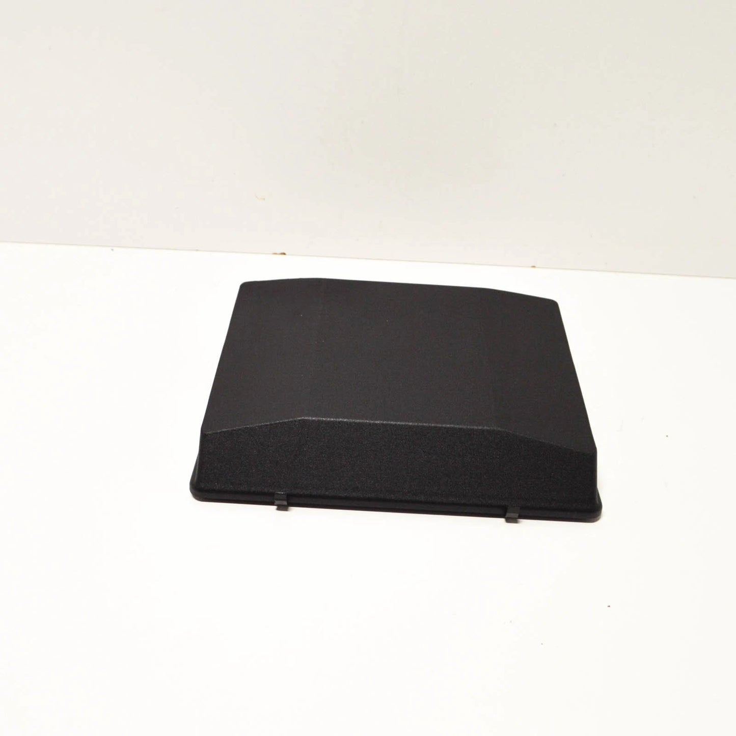 NEW BMW 8 E31 FUSE BOX COVER 61131383273 1383273 ORIGINAL