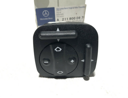 NEW MERCEDES-BENZ E W211 FRONT LEFT SEAT VALVE SWITCH A2118000878 ORIGINAL