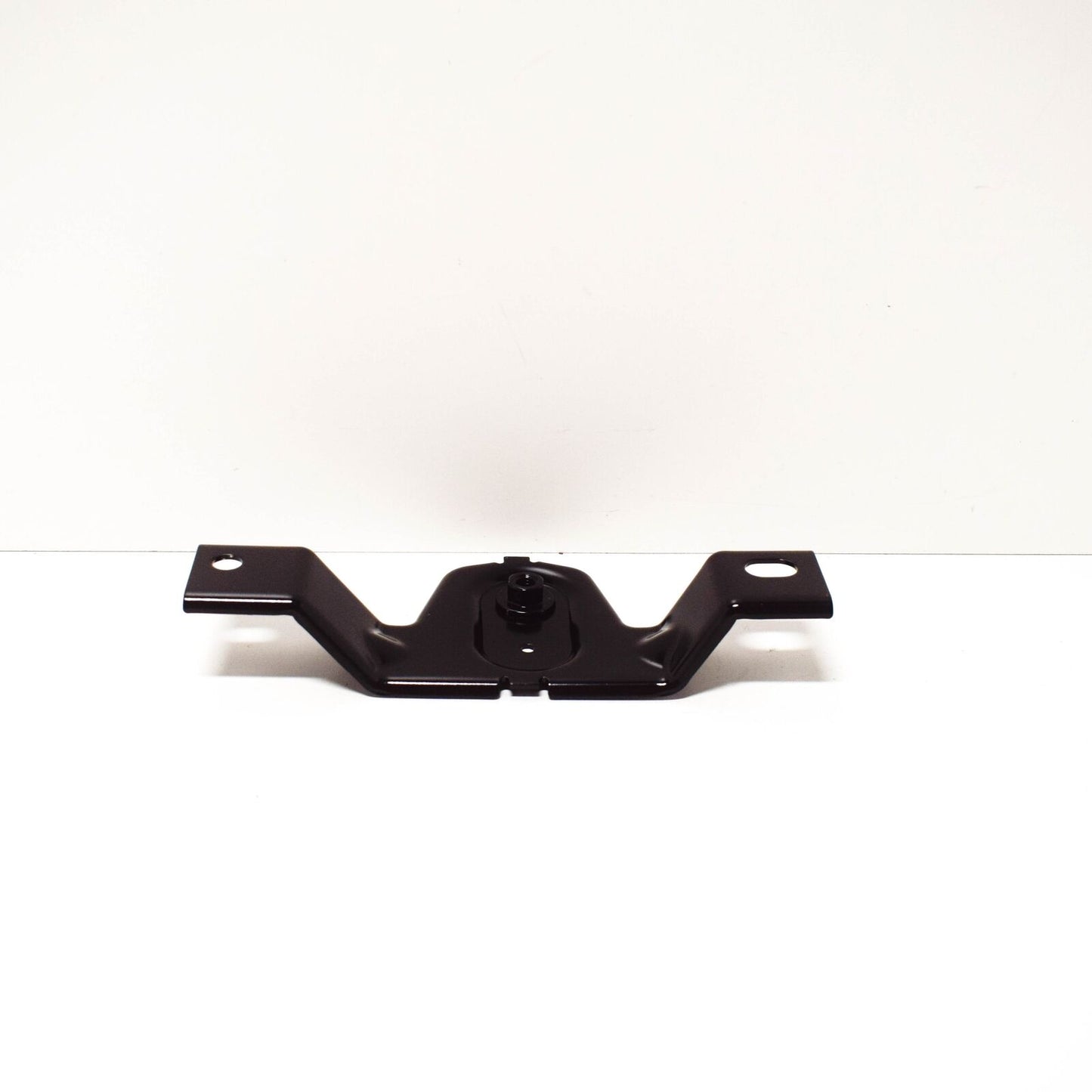 NEW MERCEDES BENZ C W205 FUEL SYSTEM AD BLUE TANK BRACKET A2054750427 ORIGINAL