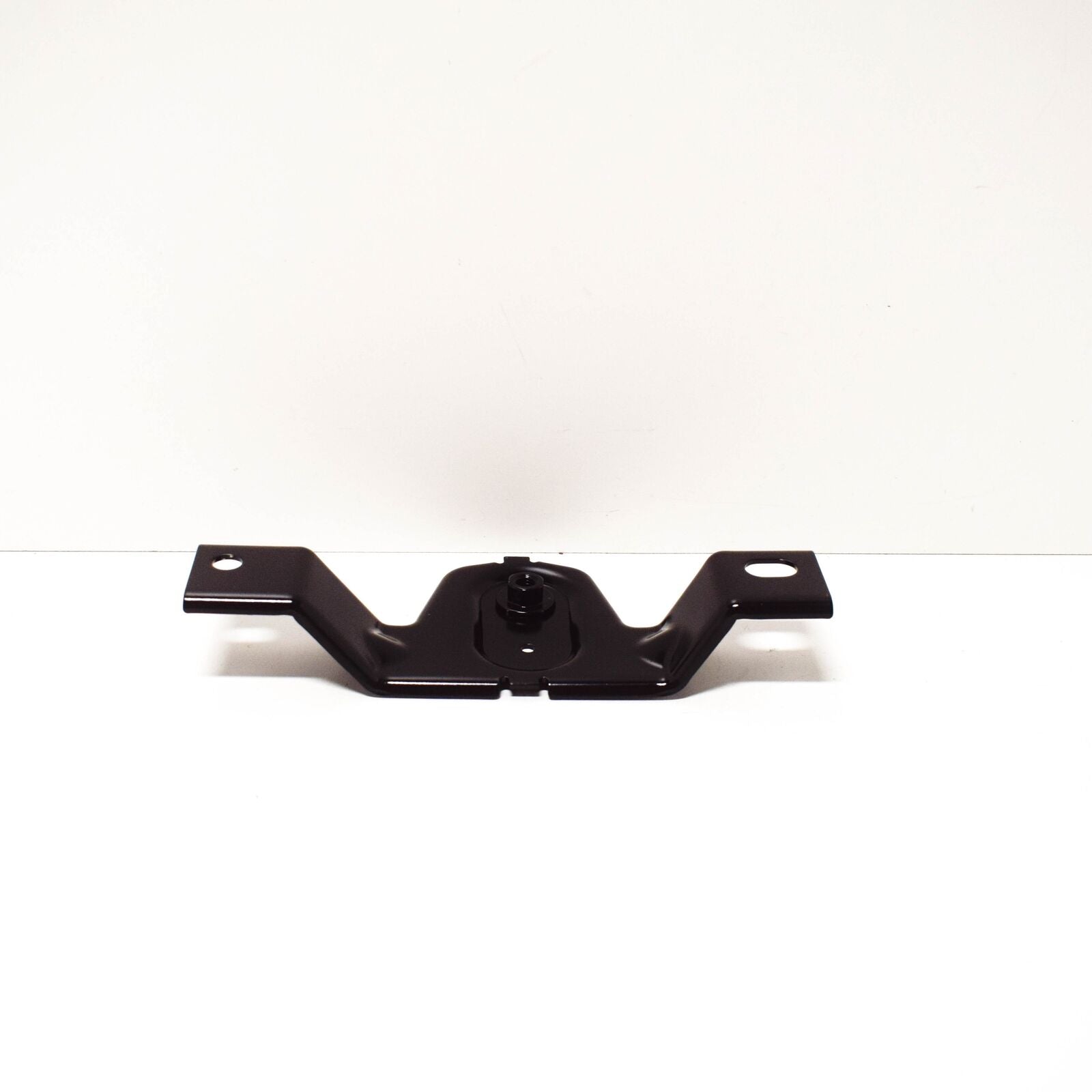 NEW MERCEDES BENZ C W205 FUEL SYSTEM AD BLUE TANK BRACKET A2054750427 ORIGINAL