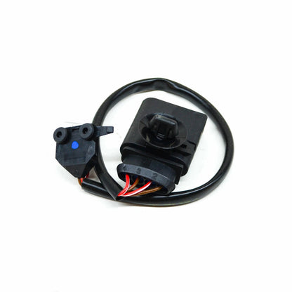 NEW VOLKSWAGEN PHAETON GP2 FRONT HOOD OPEN MICRO SWITCH LHD 3D0953236A