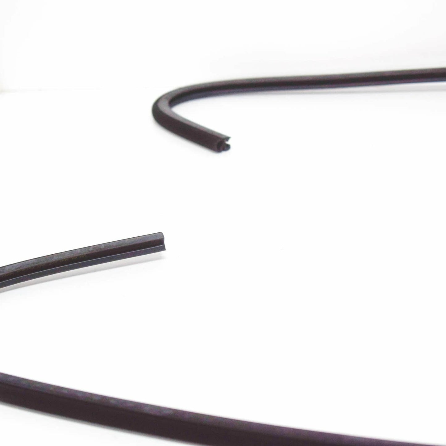 NEW AUDI A4 B7 SUNROOF GLASS GASKET 8D0877297